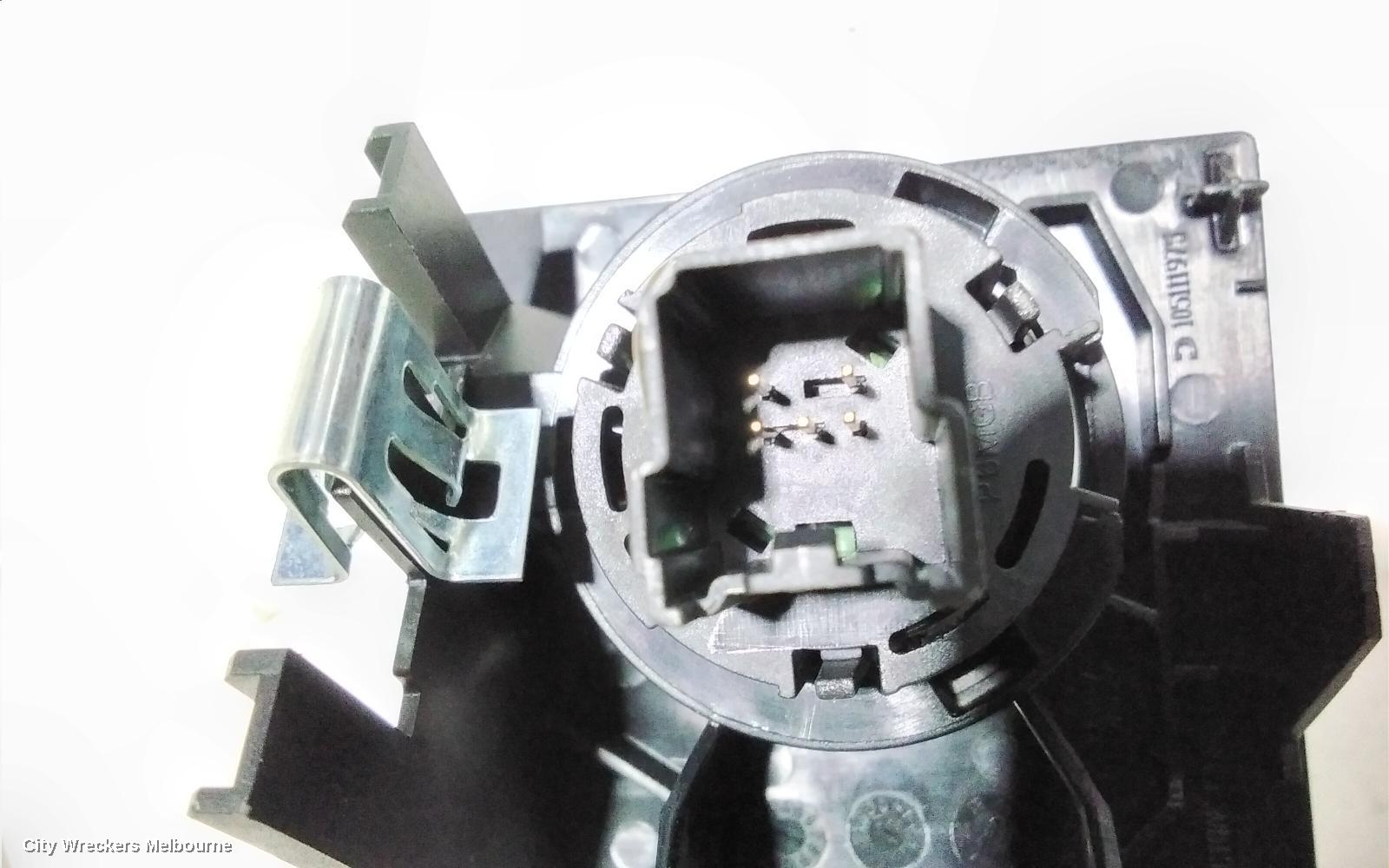 LAND ROVER RANGEROVER SPORT, L494, 12/2013 - 04/2022, START STOP BUTTON PN: GPLA-14C376-AB ~ 5PIN: 103920