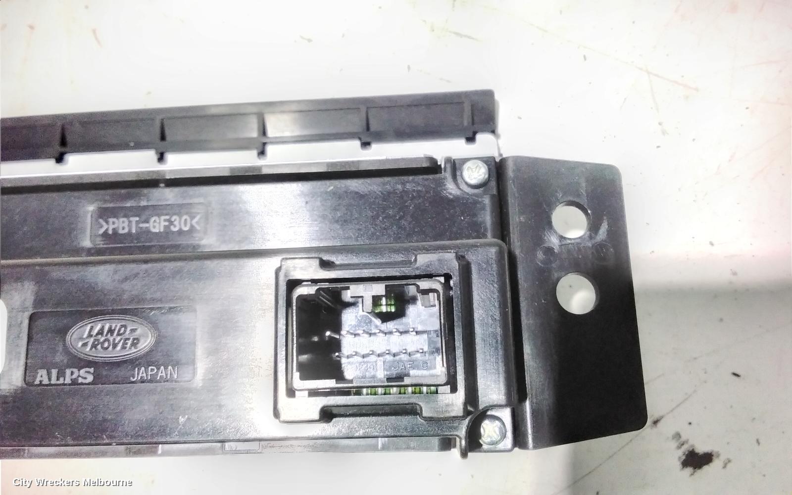 LAND ROVER RANGEROVER SPORT RADIO/CD/DVD/SAT/TV, HEAD UNIT, ANALOGUE AUDIO, W/ SAT NAV, NON TELEMATICS, 2ND ROW DISPLAY TYPE, LOW LINE, L494, 12/2013 - 07/2016