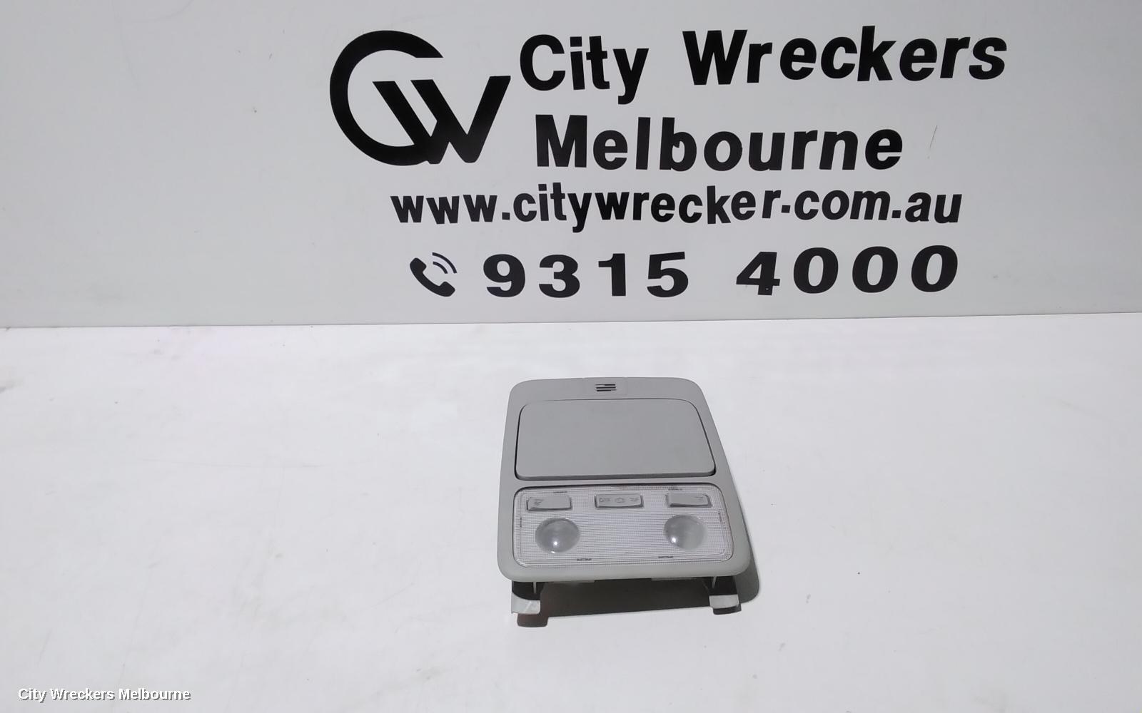 TOYOTA HIACE COURTESY LIGHT, FRONT, TRH/KDH, 03/2005 - 04/2019