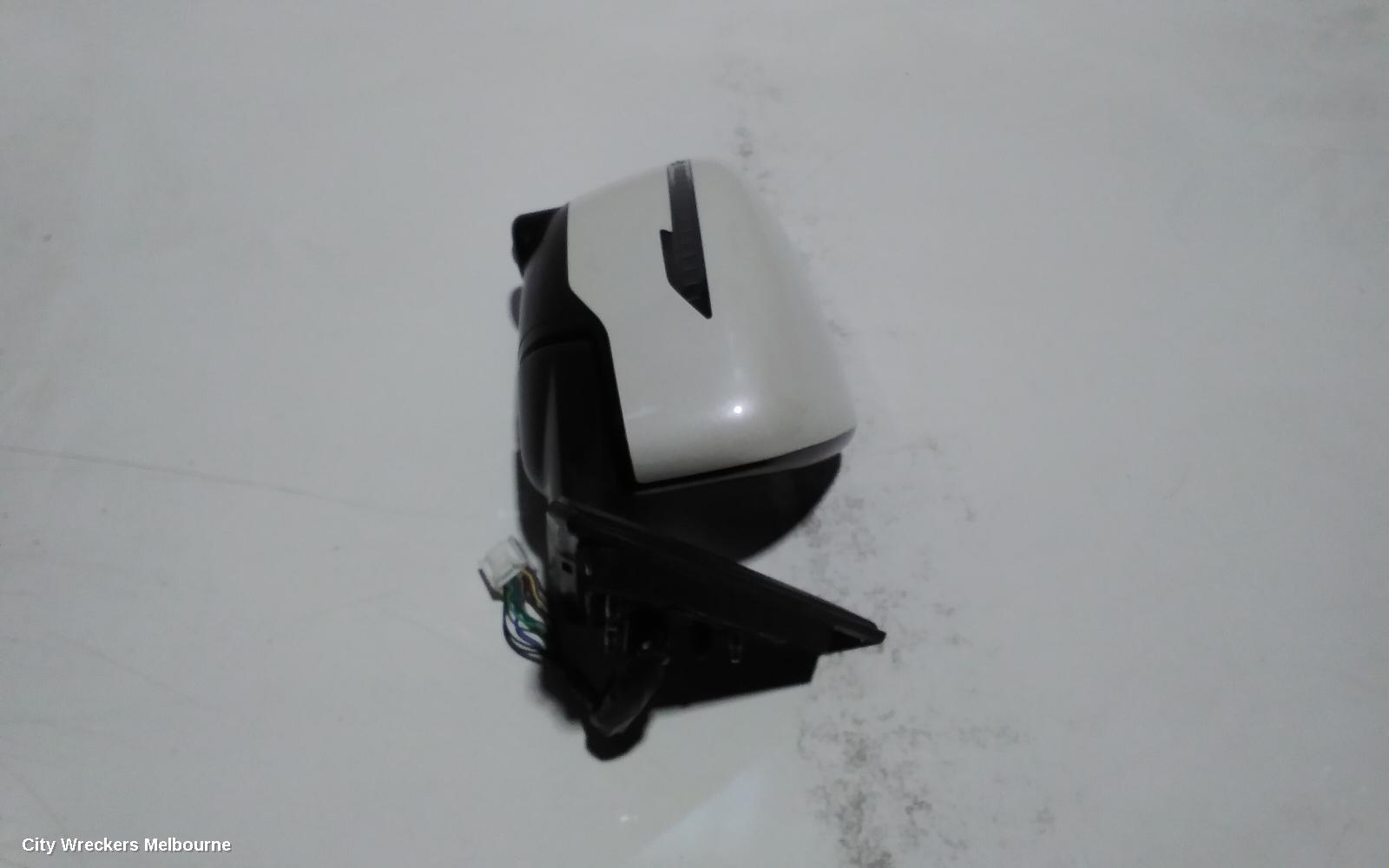 NISSAN XTRAIL RIGHT DOOR MIRROR, T32, TL/TI/ST-L, W/ CAMERA TYPE, 02/2014 ONWARDS