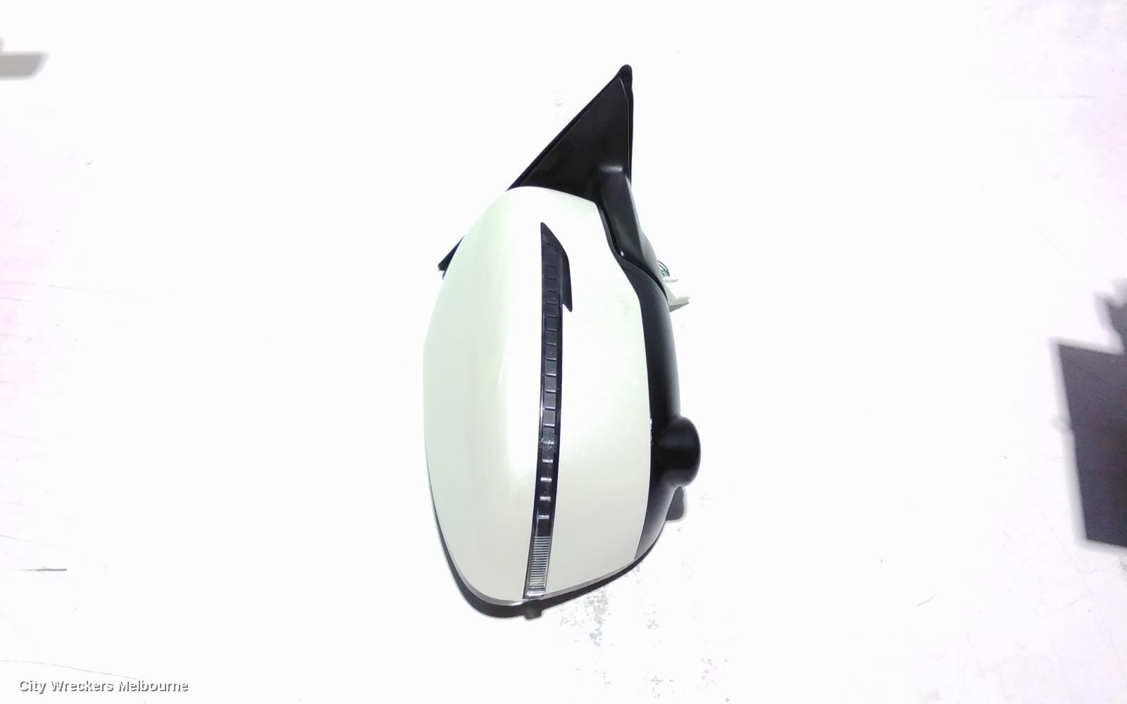 NISSAN XTRAIL RIGHT DOOR MIRROR, T32, TL/TI/ST-L, W/ CAMERA TYPE, 02/2014 ONWARDS