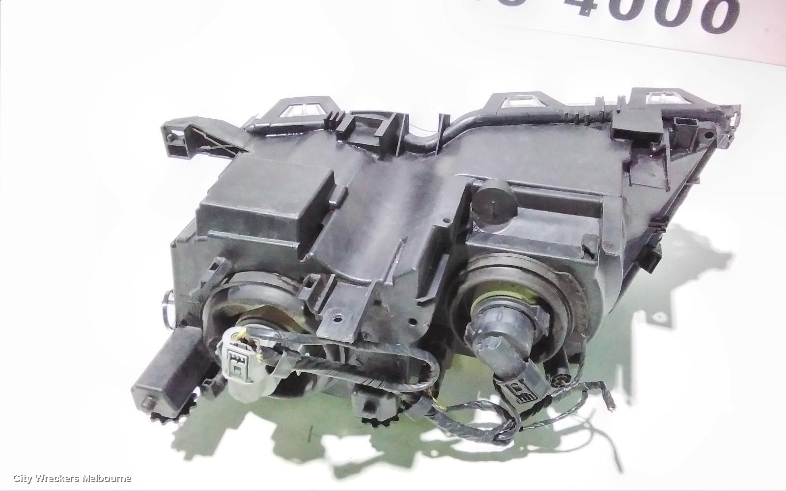 BMW 3 SERIES RIGHT HEADLAMP, E46, CPE/CAB, STANDARD, CLEAR FLASHER, 03/2003 - 07/2006