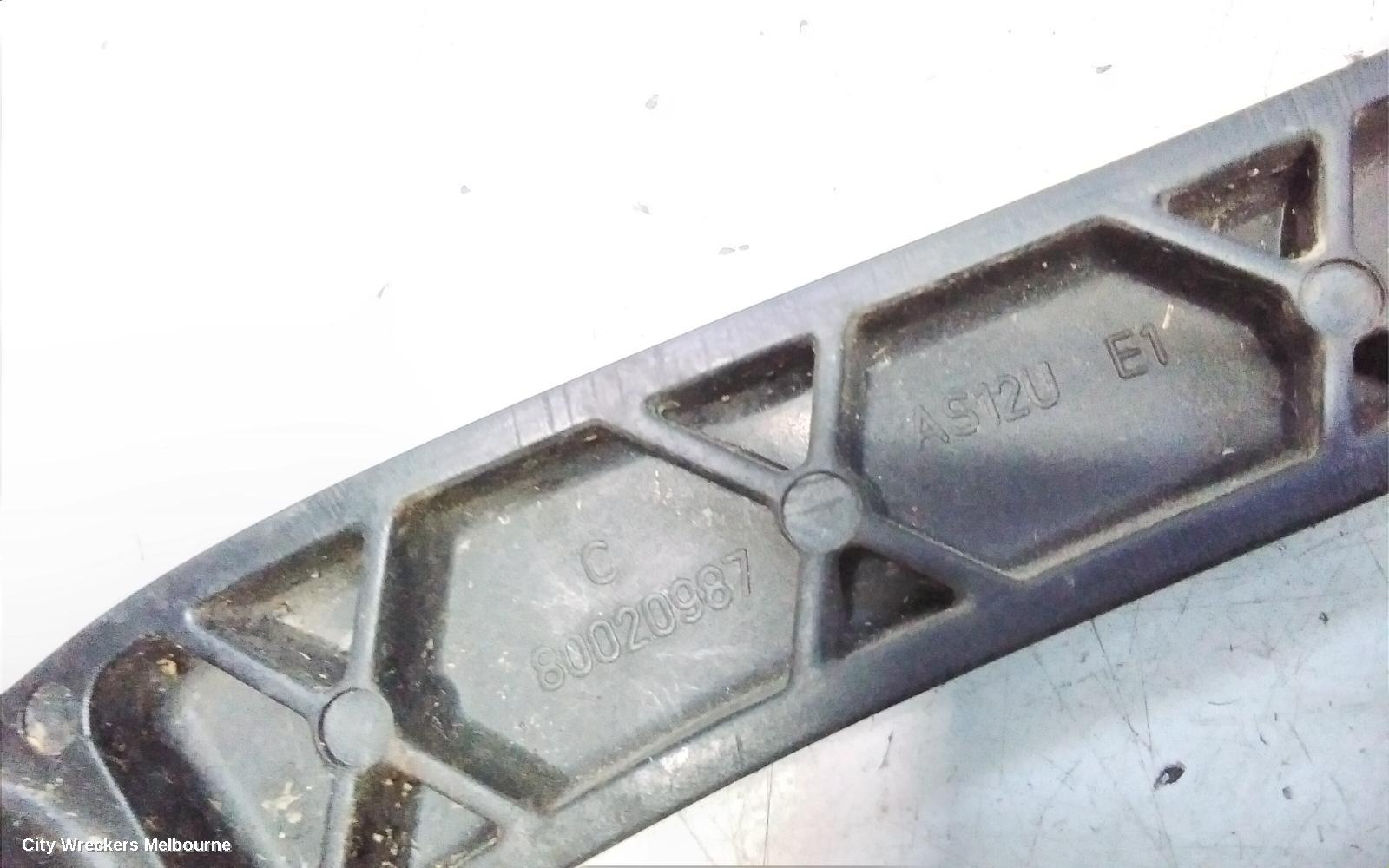 RENAULT KALEOS WIPER ARM, H45 09/2013 - 04/2016