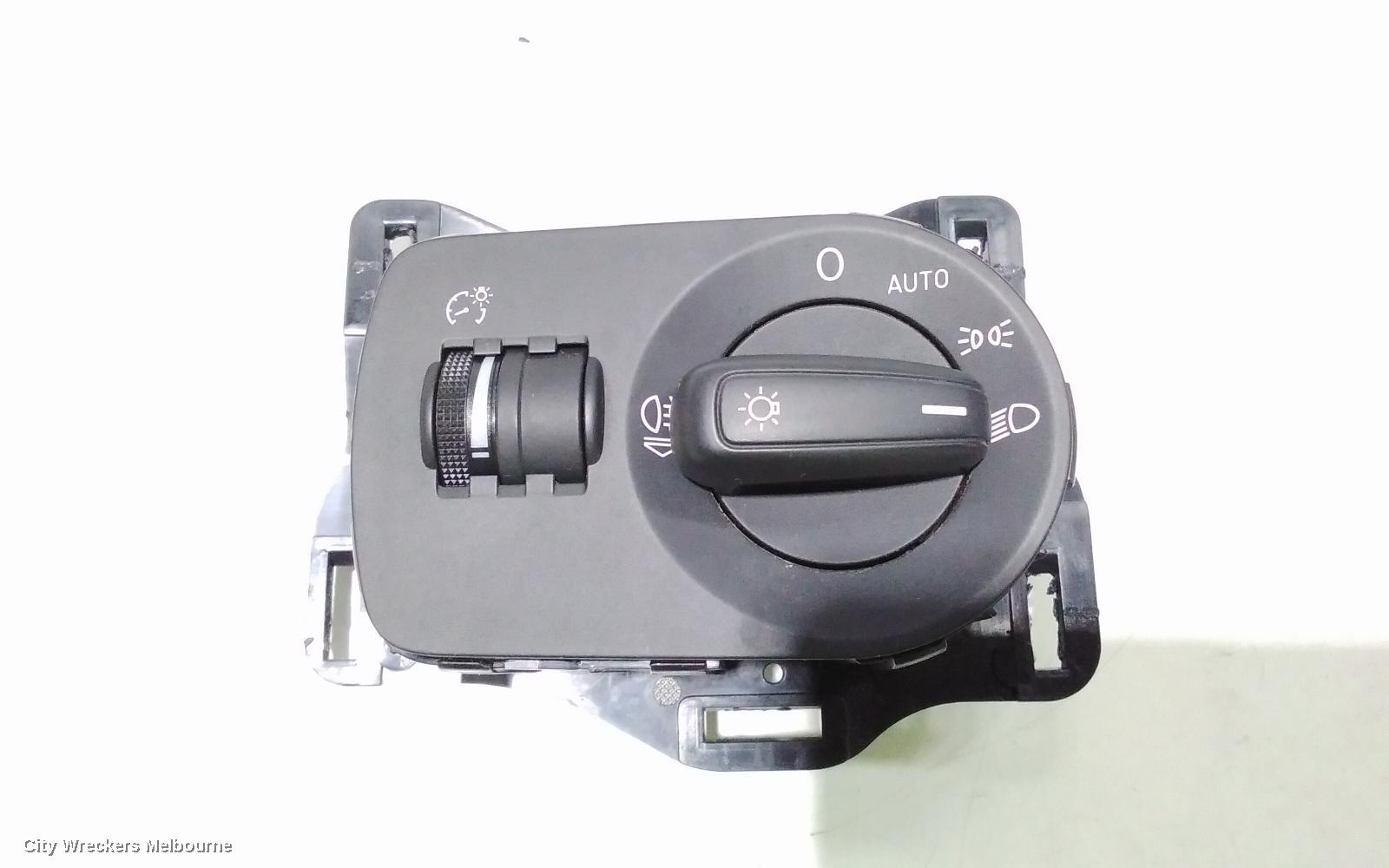 AUDI A3 COMBINATION SWITCH, HEADLAMP SWITCH, 8P, W/ DYNAMIC RANGE CONTROL & FRONT FOGLAMP TYPE, 06/2009 - 04/2013