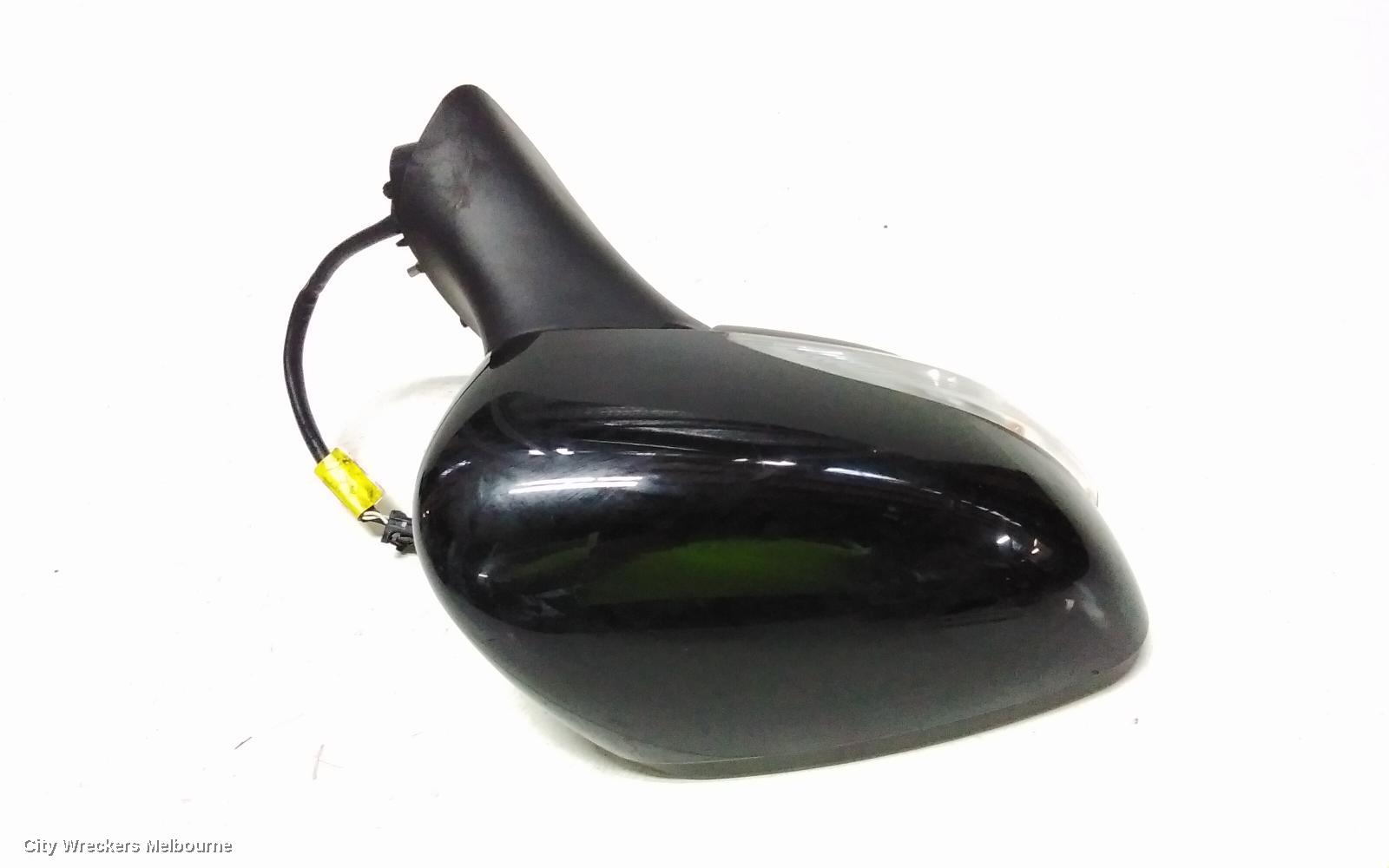 RENAULT CLIO RIGHT DOOR MIRROR, X98, BLACK, MANUAL FOLDING (7 WIRE), 09/2013 - 07/2016