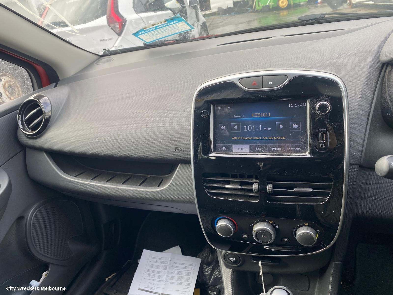 RENAULT CLIO RADIO/CD/DVD/SAT/TV, MEDIA NAV EVOLUTION (NAV0G2), X98, 09/2013 - 10/2019