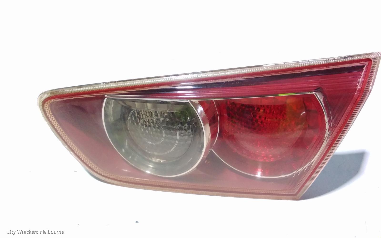 MITSUBISHI LANCER REAR GARNISH, BOOTLID LAMP (RH SIDE), CJ, SEDAN, RED INSERT TYPE, 07/2007 - 07/2009