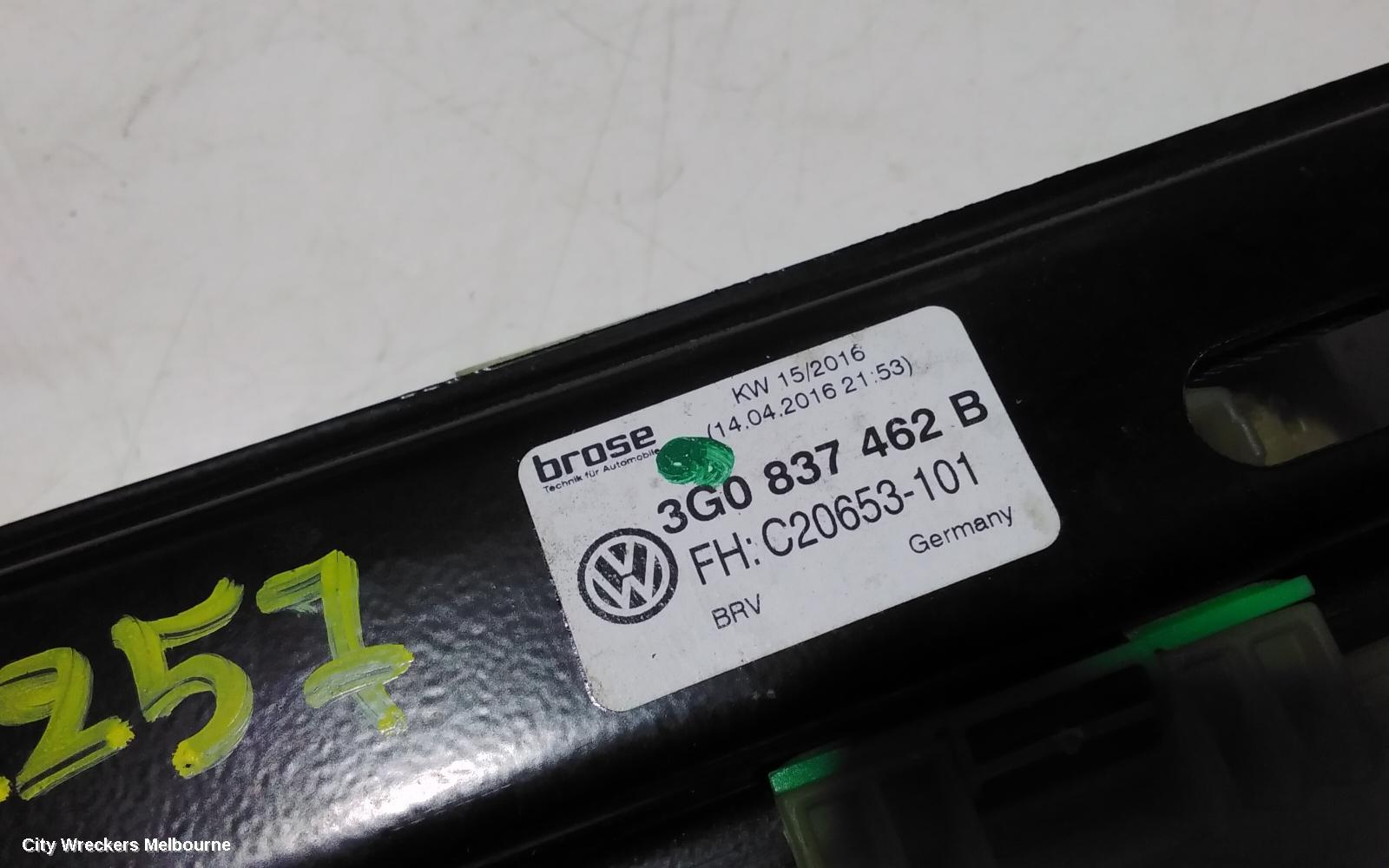 VOLKSWAGEN PASSAT RIGHT FRONT WINDOW REG/MOTOR, DOOR REG ASSY (REG AND MOTOR), B8/MK7, 06/2015 ONWARDS