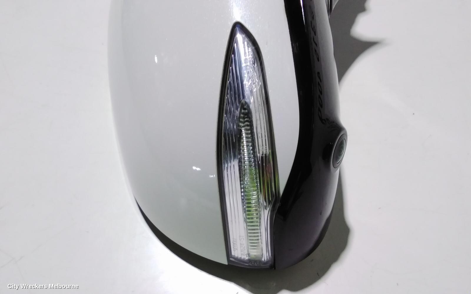 HYUNDAI SANTA FE RIGHT DOOR MIRROR, TM, POWER FOLD, W/ AUTO DIPPING TYPE, 10/2020 ONWARDS