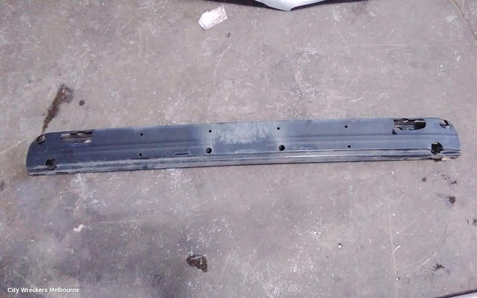 TOYOTA HIACE F/BAR REINFORC/BRACK, LOWER REINFORCEMENT, TRH/KDH, SLWB, 10/2010 - 10/2013