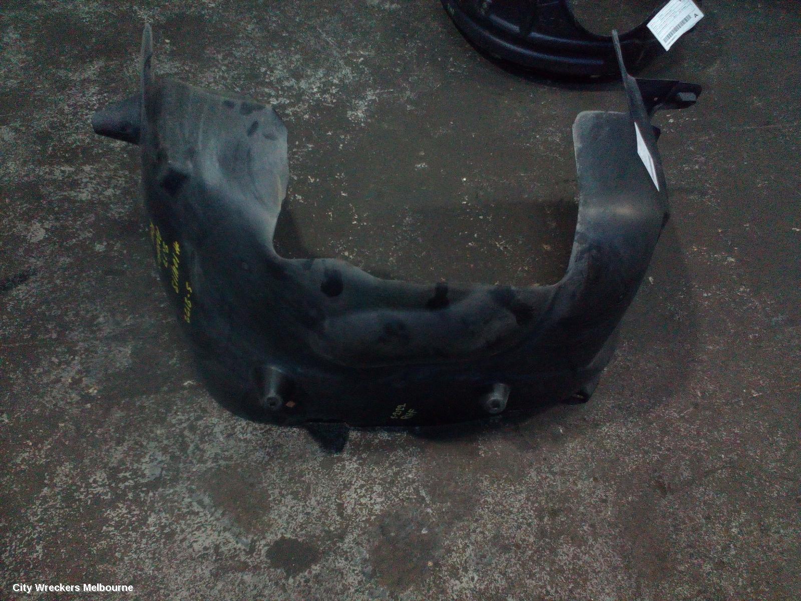 VOLKSWAGEN AMAROK RIGHT GUARD LINER, FRONT, 2H, 06/2016 ONWARDS