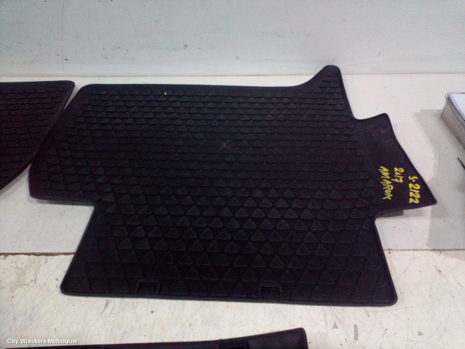 VOLKSWAGEN AMAROK FLOOR MATS, 2H, 02/2011 - 09/2022