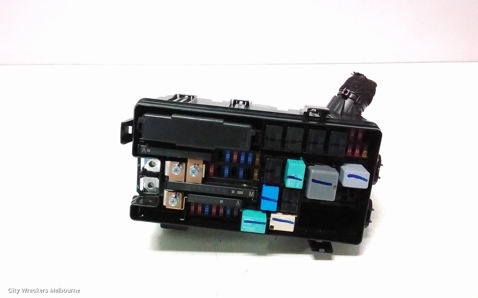 HONDA CIVIC FUSE BOX, UNDER DASH, 10TH GEN, 05/2016 - 08/2021