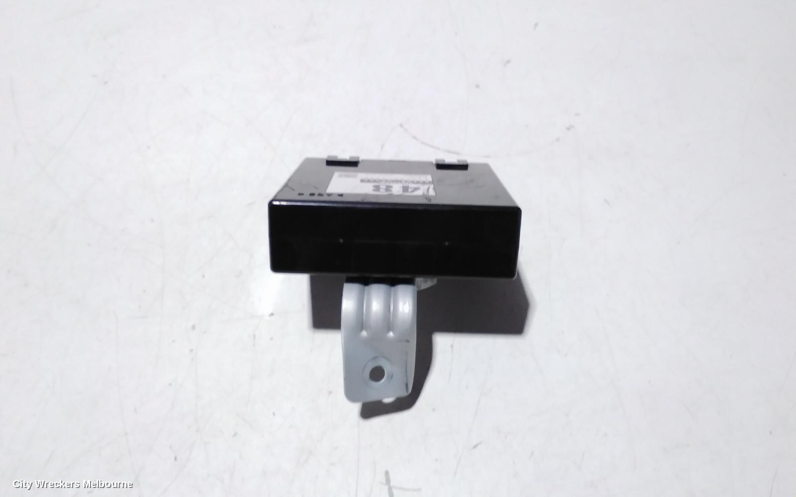 TOYOTA HIACE, TRH/KDH 03/2005 - 04/2019, 48    88650-26480   AIR CONDITION MODUL : 104178