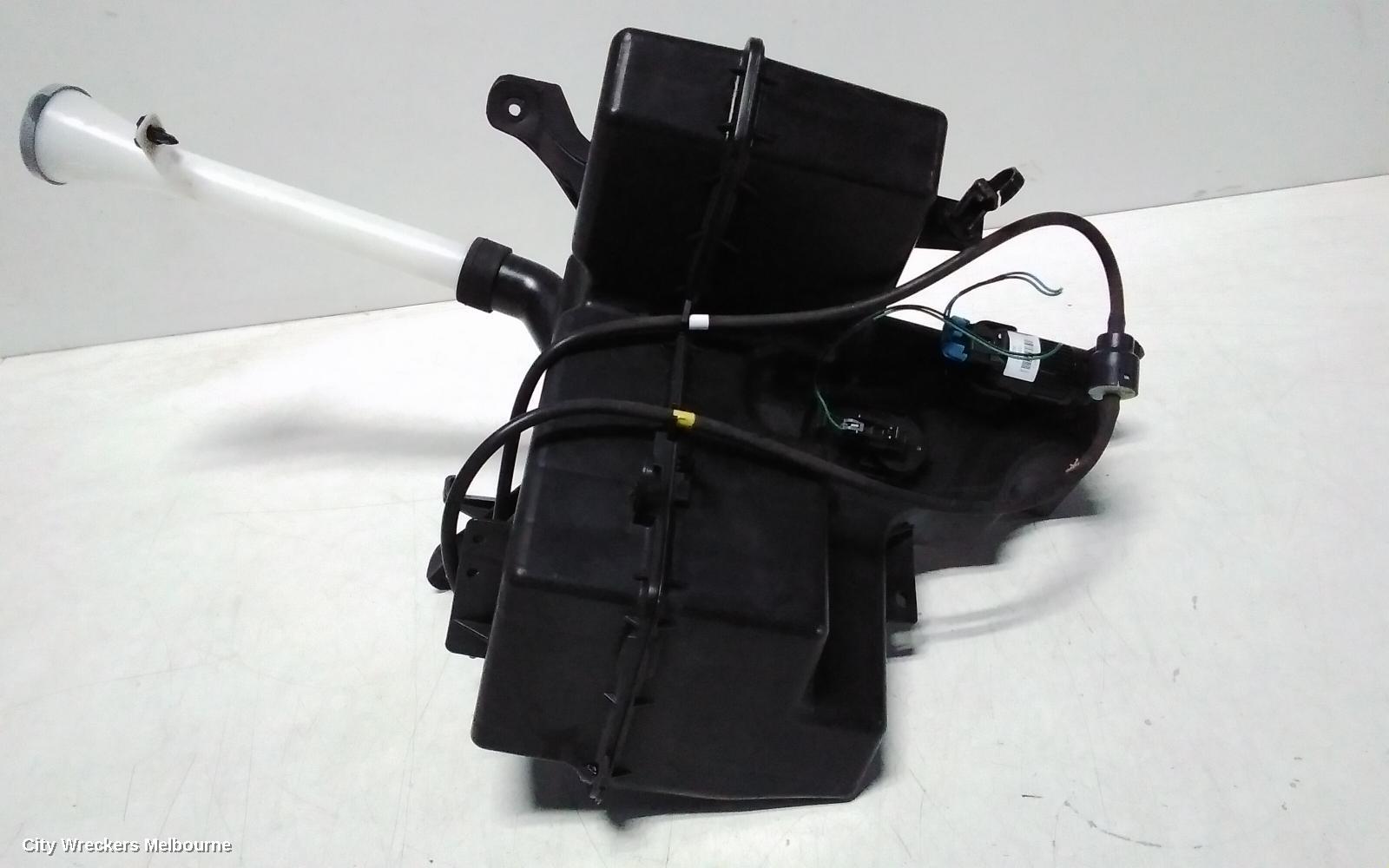 NISSAN PATHFINDER WASHER BOTTLE, R52, 06/2013 - 04/2021