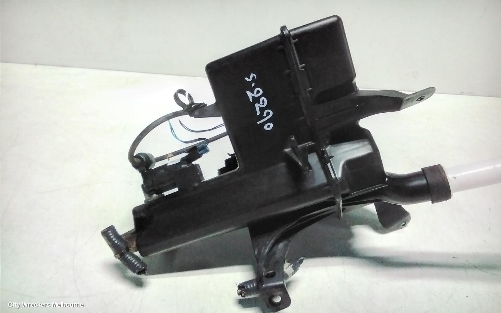 NISSAN PATHFINDER WASHER BOTTLE, R52, 06/2013 - 04/2021