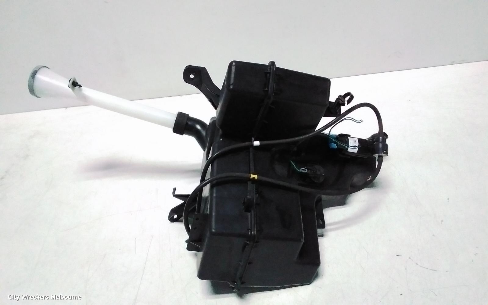 NISSAN PATHFINDER WASHER BOTTLE, R52, 06/2013 - 04/2021
