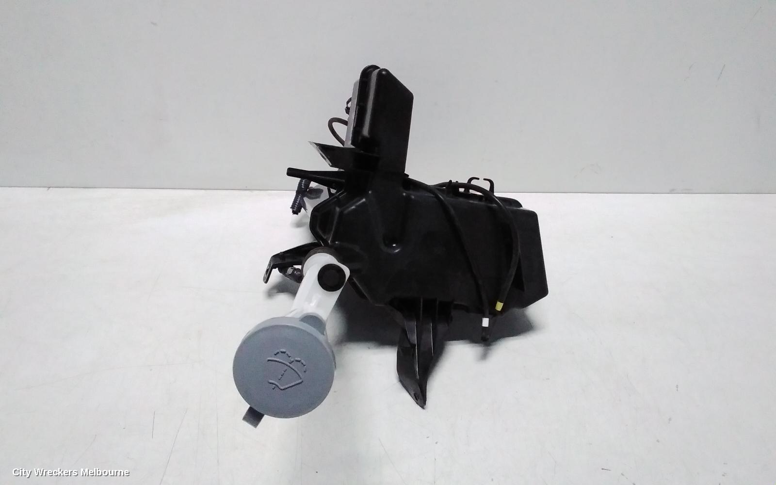 NISSAN PATHFINDER WASHER BOTTLE, R52, 06/2013 - 04/2021