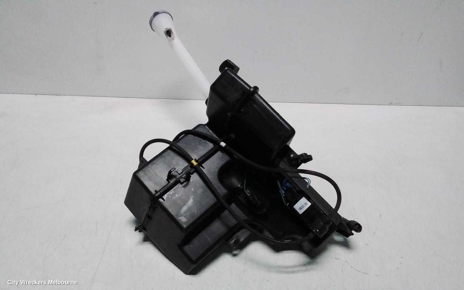 NISSAN PATHFINDER WASHER BOTTLE, R52, 06/2013 - 04/2021