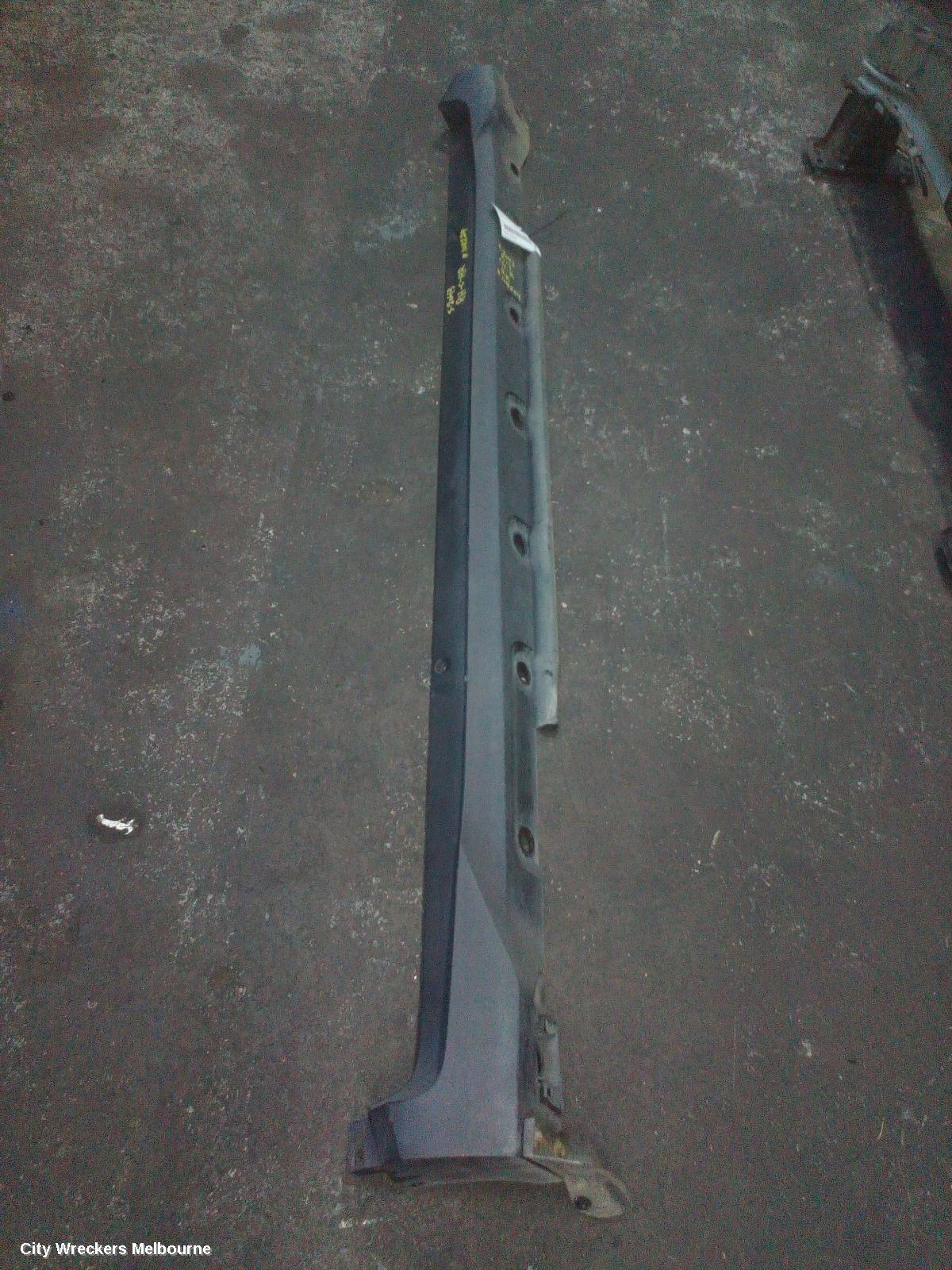 TOYOTA C-HR SIDE STEP/SKIRT, GEN 1, 12/2016 - 09/2023