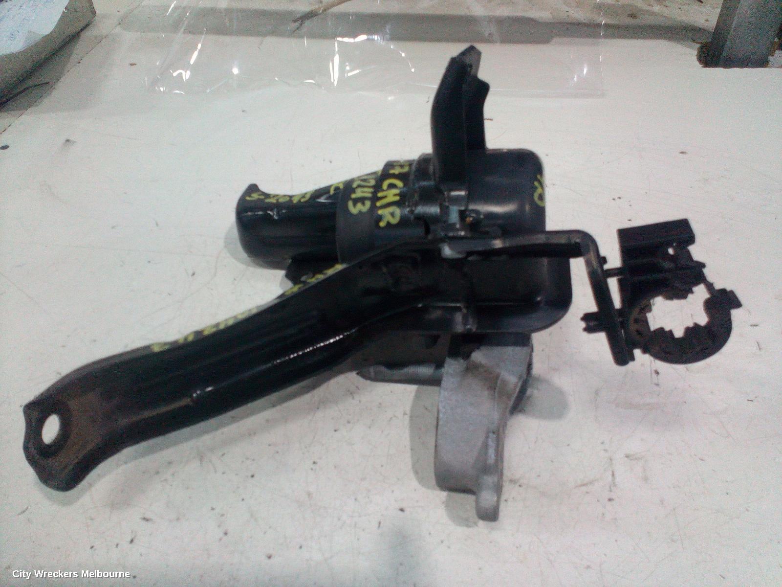 TOYOTA C-HR MOUNT, GEN 1, 12/2016 - 09/2023