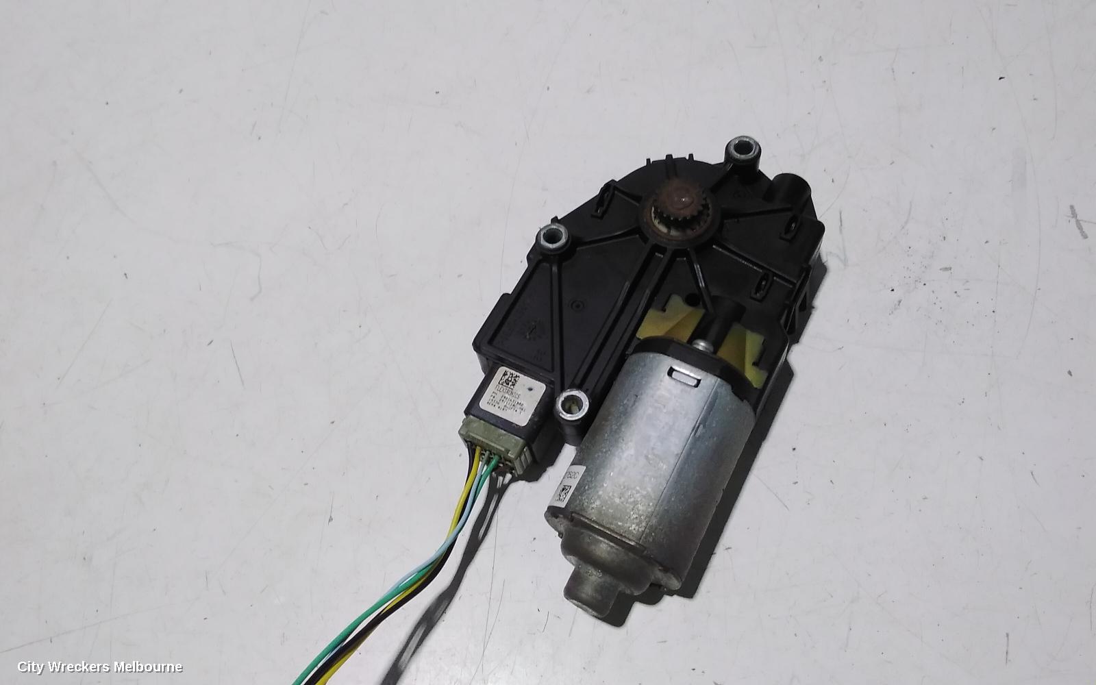 NISSAN PATHFINDER SUNROOF MOTOR, R52, 06/2013 - 04/2021