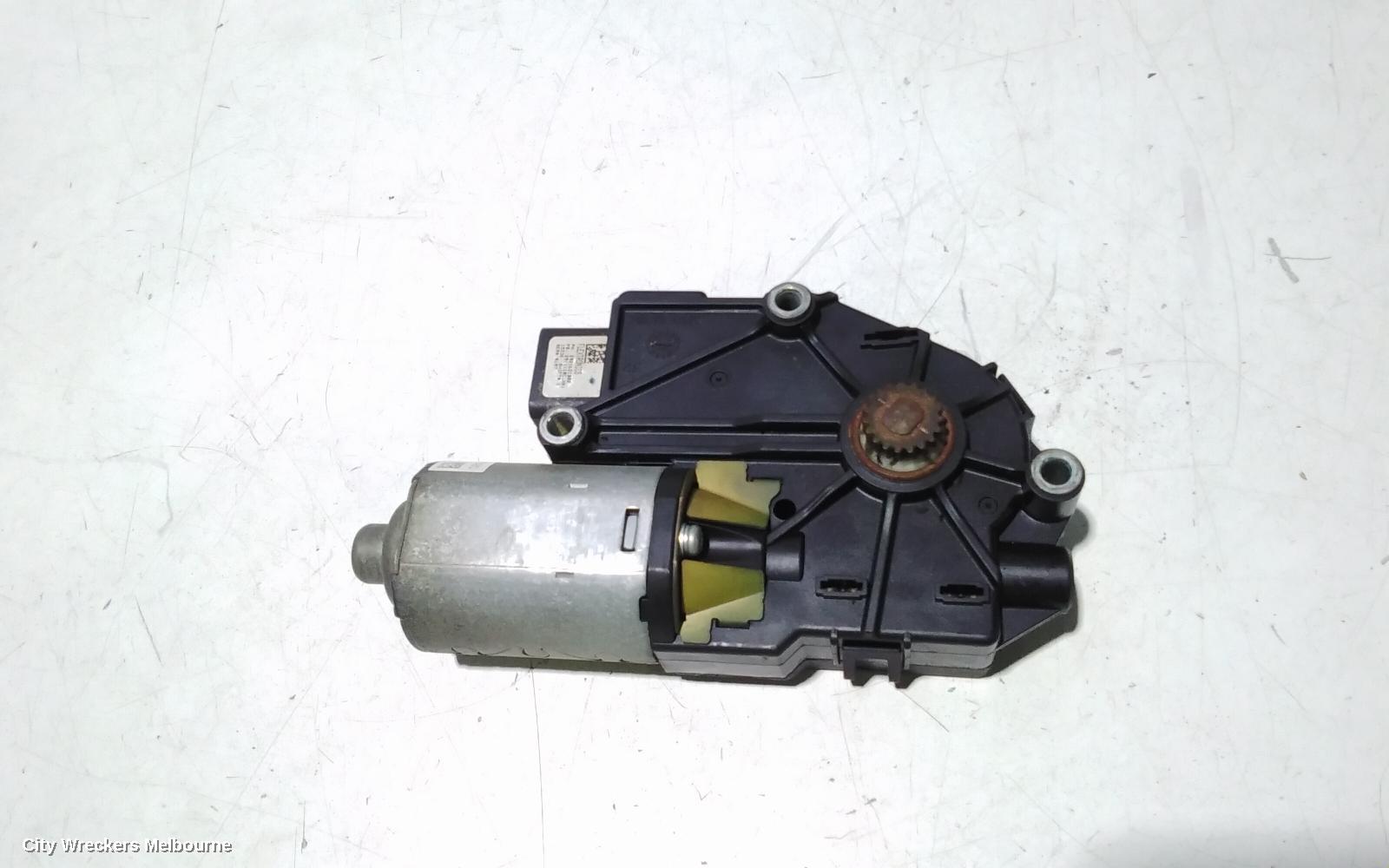 NISSAN PATHFINDER SUNROOF MOTOR, R52, 06/2013 - 04/2021