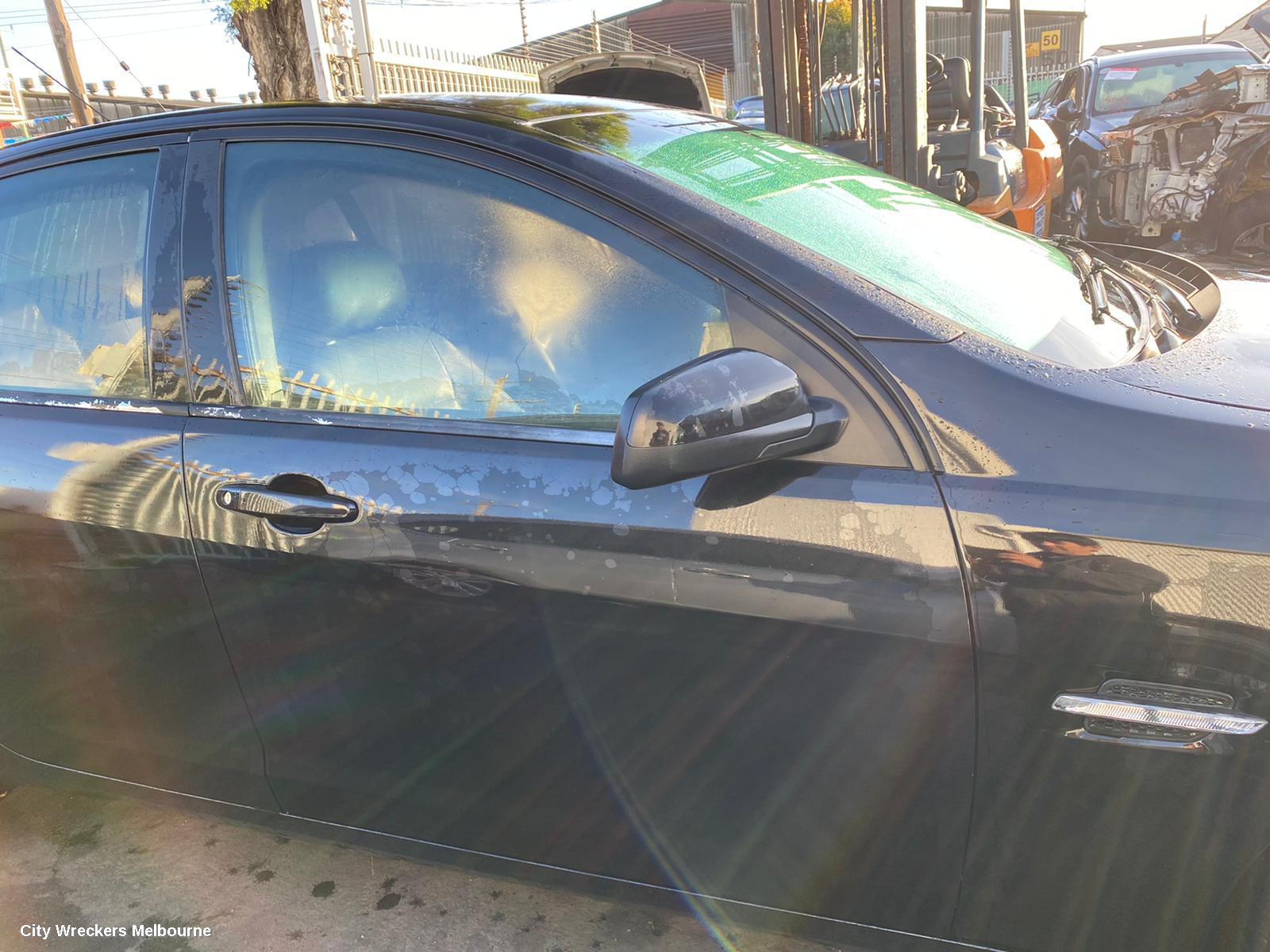 HOLDEN COMMODORE LEFT GUARD LINER, VE, FRONT, 08/2006 - 04/2013