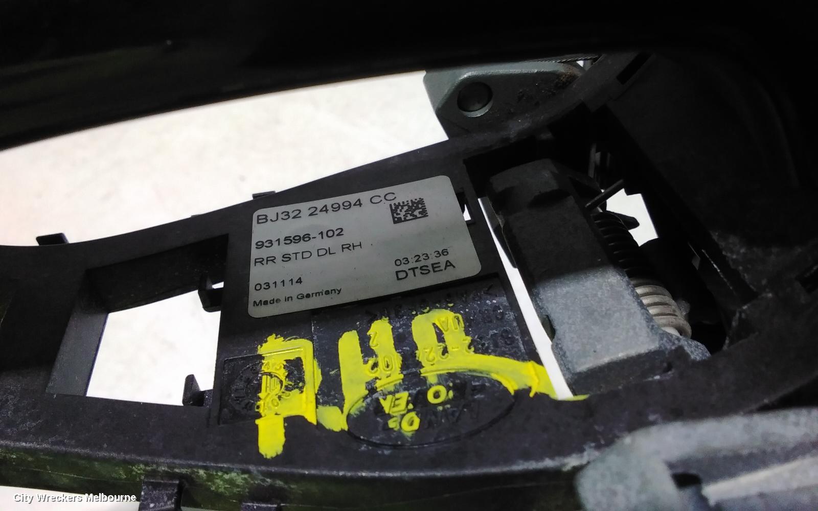 LAND ROVER RANGEROVER EVOQUE DOOR HANDLE, RH REAR, OUTER, COLOUR CODED, W/ KEYLESS START TYPE, L538, 11/2011 - 01/2019