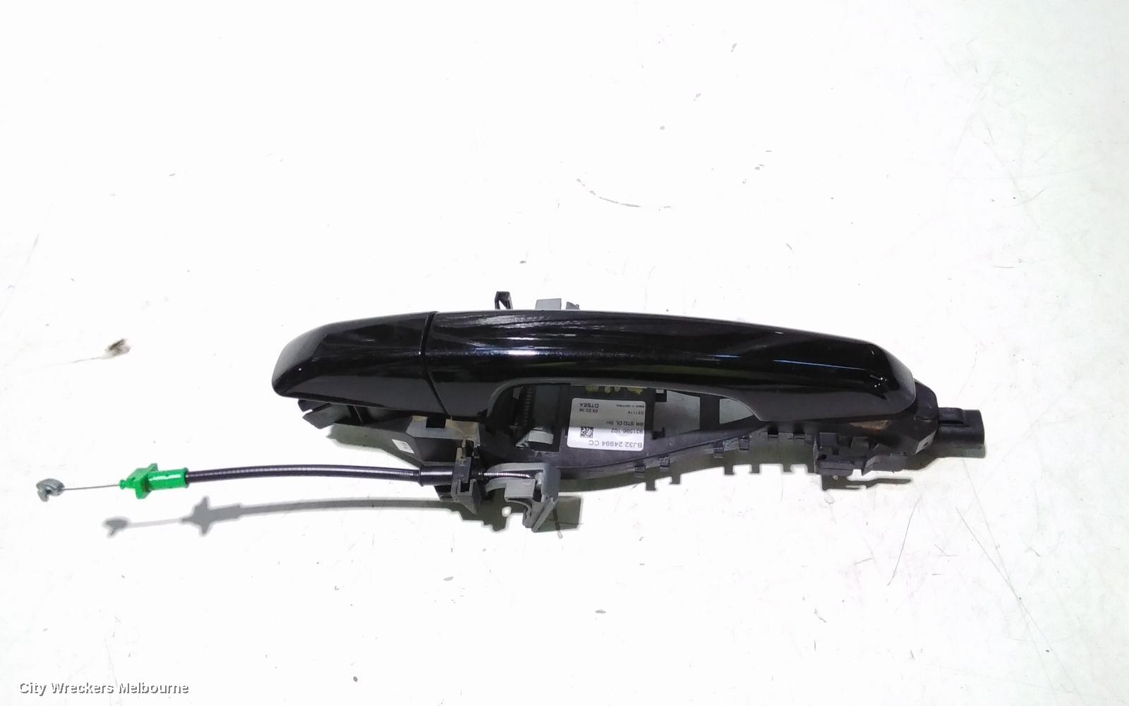LAND ROVER RANGEROVER EVOQUE DOOR HANDLE, RH REAR, OUTER, COLOUR CODED, W/ KEYLESS START TYPE, L538, 11/2011 - 01/2019