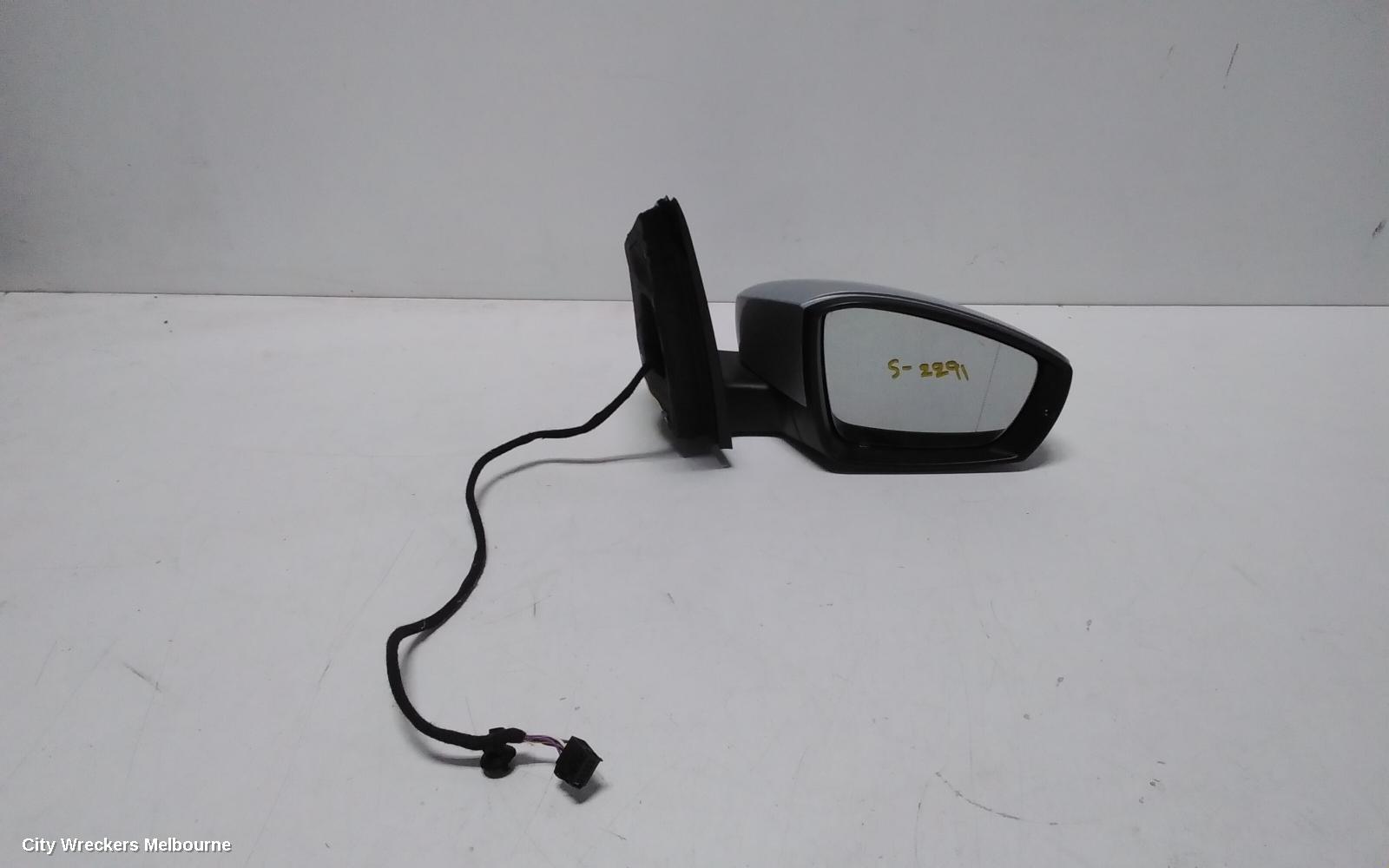 VOLKSWAGEN POLO RIGHT DOOR MIRROR, 6R, HEATED TYPE, 05/2010 - 05/2014