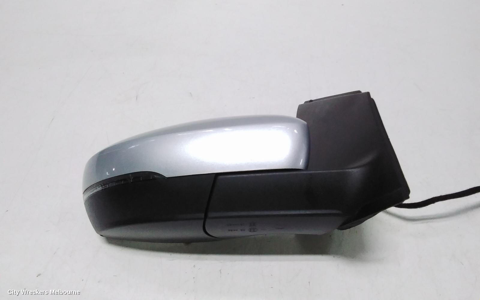 VOLKSWAGEN POLO RIGHT DOOR MIRROR, 6R, HEATED TYPE, 05/2010 - 05/2014