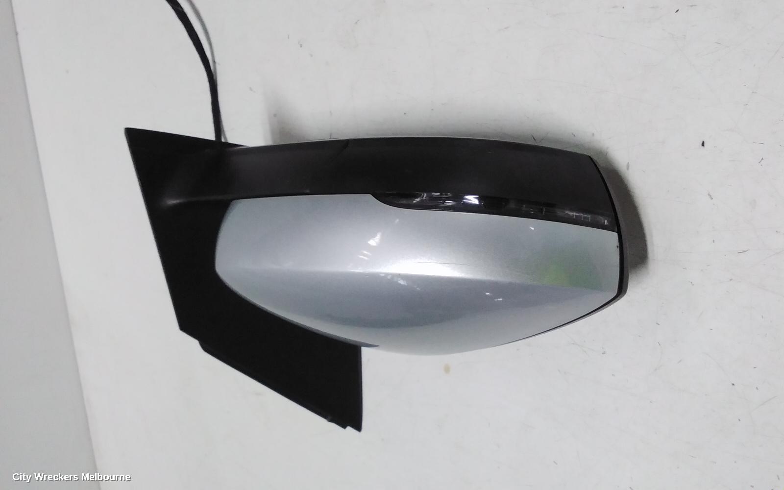 VOLKSWAGEN POLO RIGHT DOOR MIRROR, 6R, HEATED TYPE, 05/2010 - 05/2014