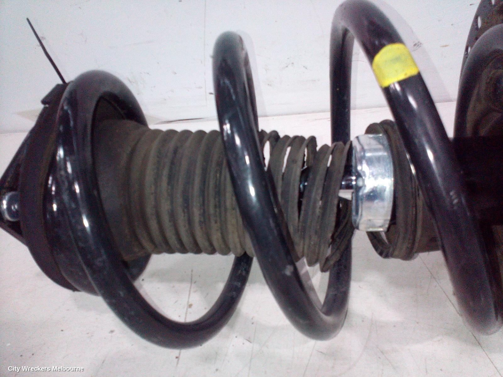 MITSUBISHI OUTLANDER RIGHT FRONT STRUT, ZJ-ZL, 10/2012 - 07/2021