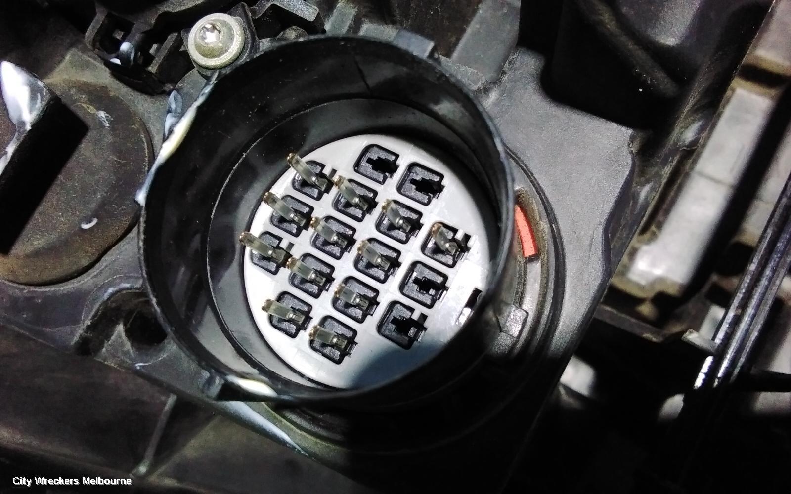 LAND ROVER RANGEROVER EVOQUE RIGHT HEADLAMP, L538, HALOGEN TYPE, 11/2011 - 06/2015