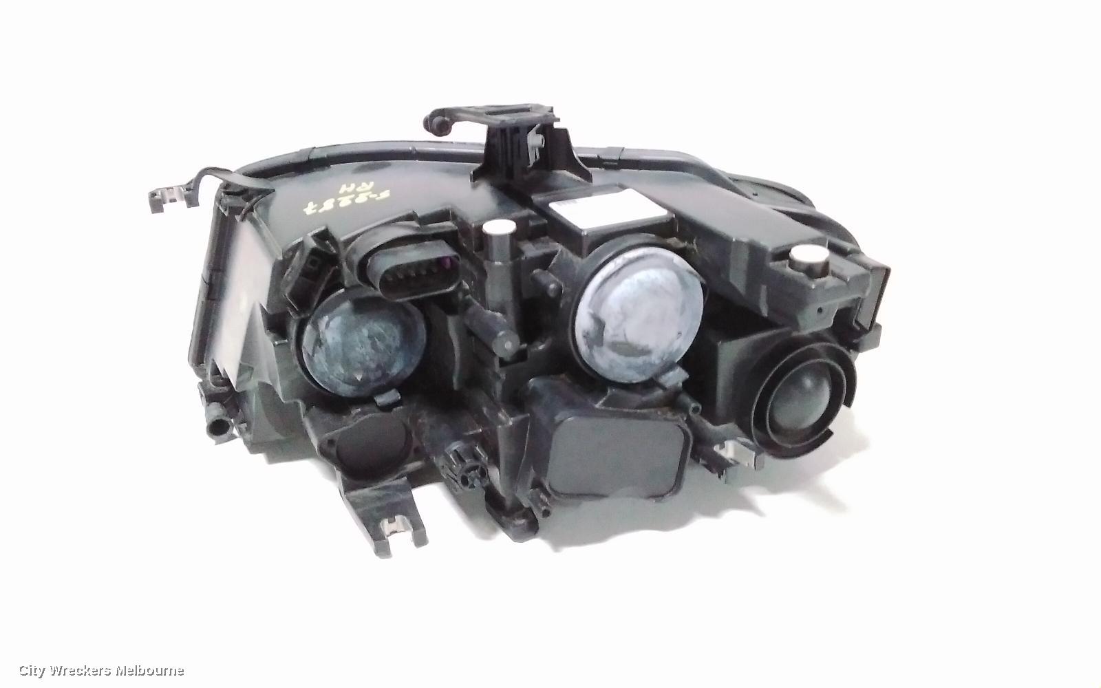 AUDI A4 RIGHT HEADLAMP, B8 8K, HALOGEN TYPE, 02/2008 - 06/2012
