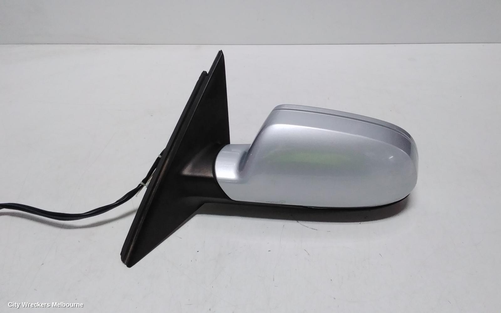 AUDI A4 LEFT DOOR MIRROR, B8 8K, A4/S4, MANUAL FOLD, NO LANE CHANGE ASSIST TYPE, 2 PLUG (6/2 WIRE), 05/2009 - 01/2016
