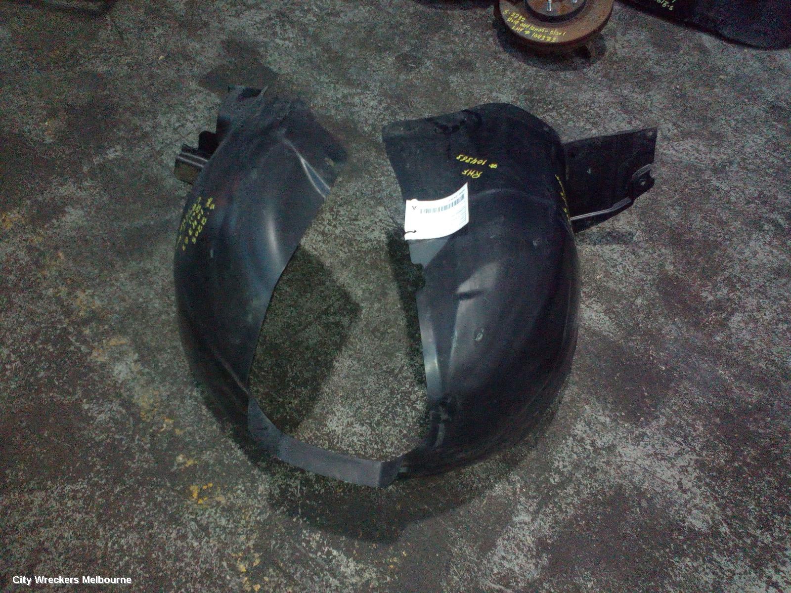 HOLDEN CRUZE RIGHT GUARD LINER, FRONT, JH, SEDAN/HATCH, 03/2011 - 01/2017