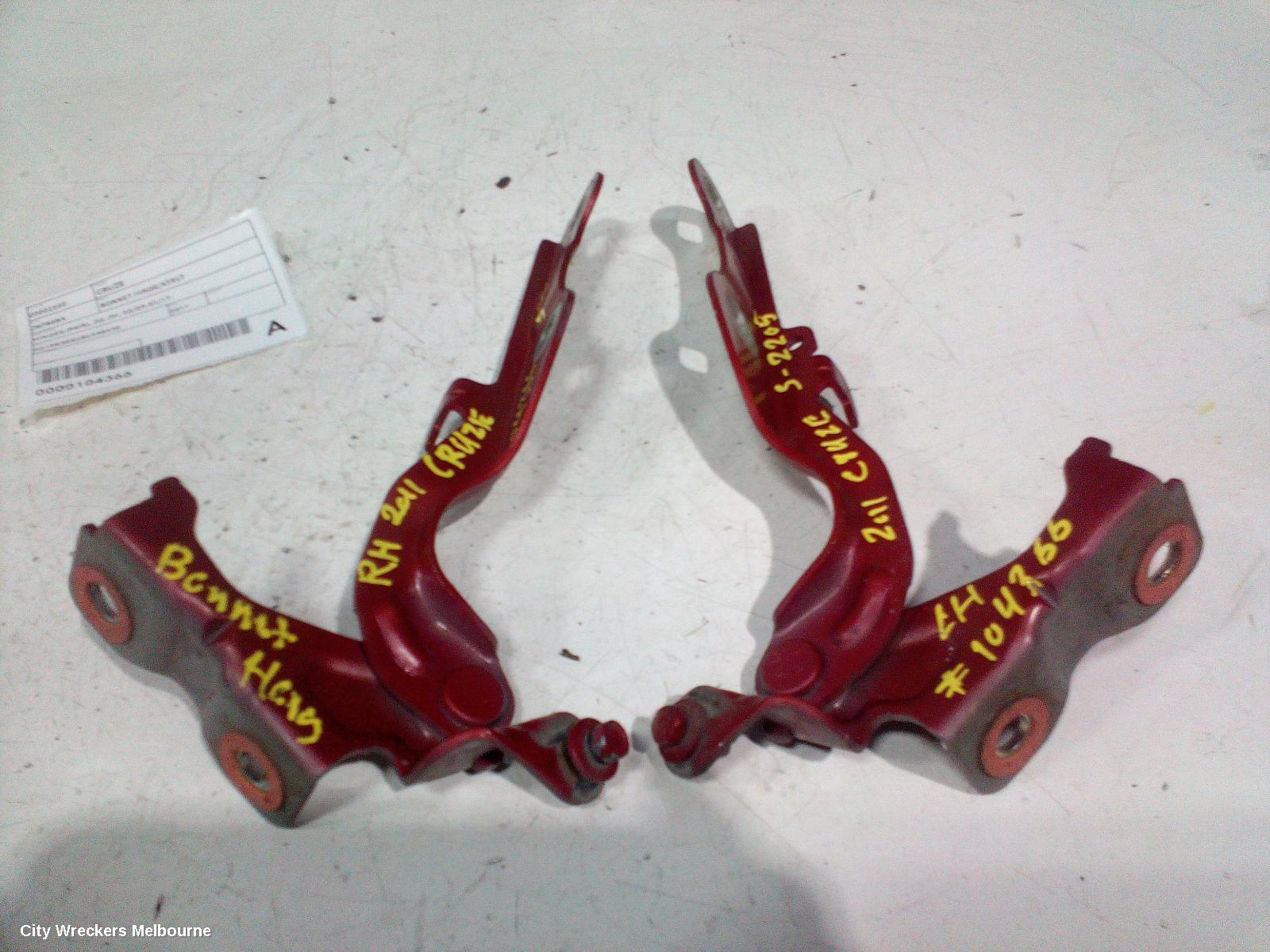HOLDEN CRUZE BONNET HINGE/STRUT, HINGES (PAIR), JG-JH, 03/2009 - 01/2017