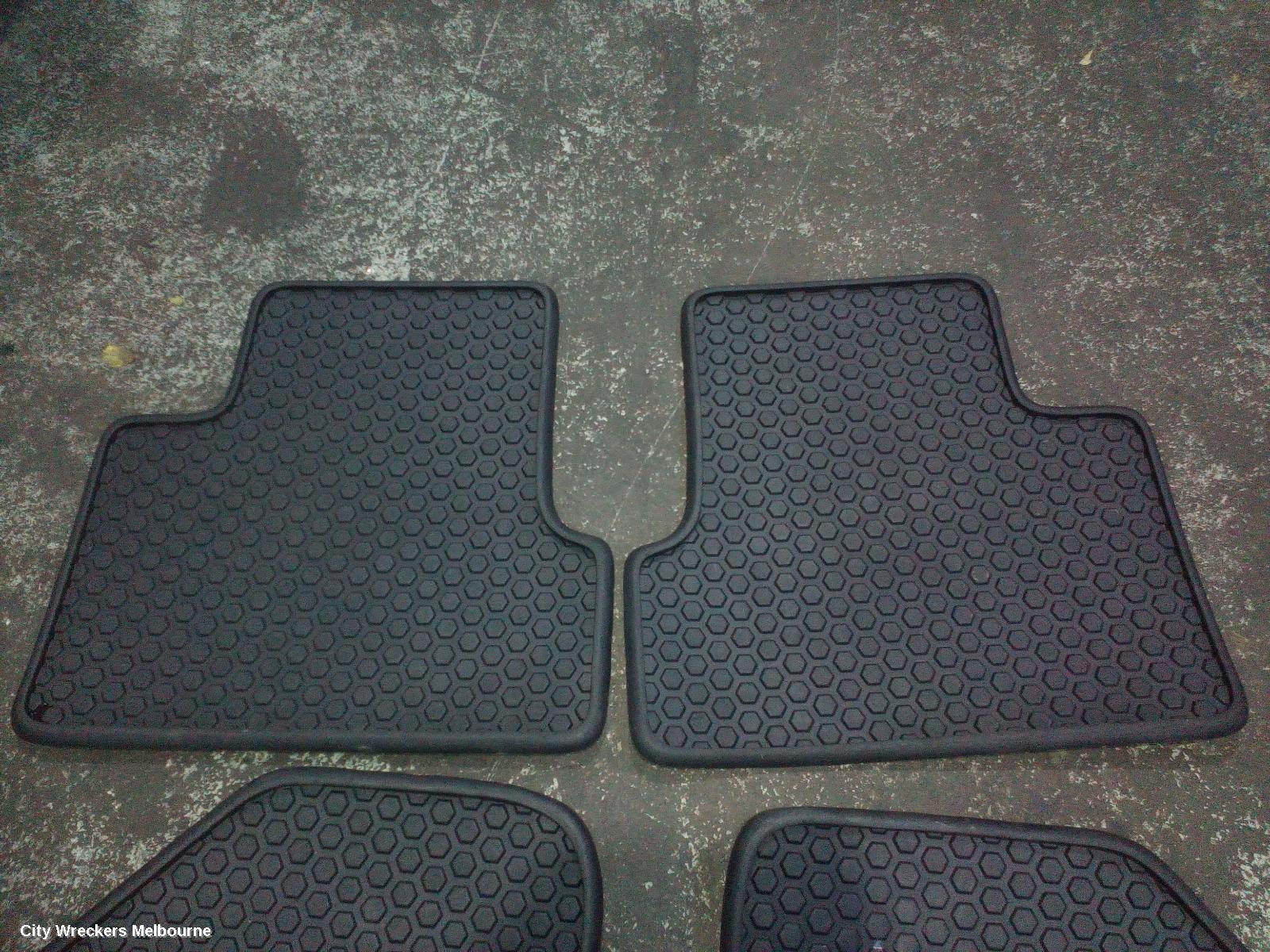 JEEP CHEROKEE FLOOR MATS, KL, 06/2014 - 11/2022