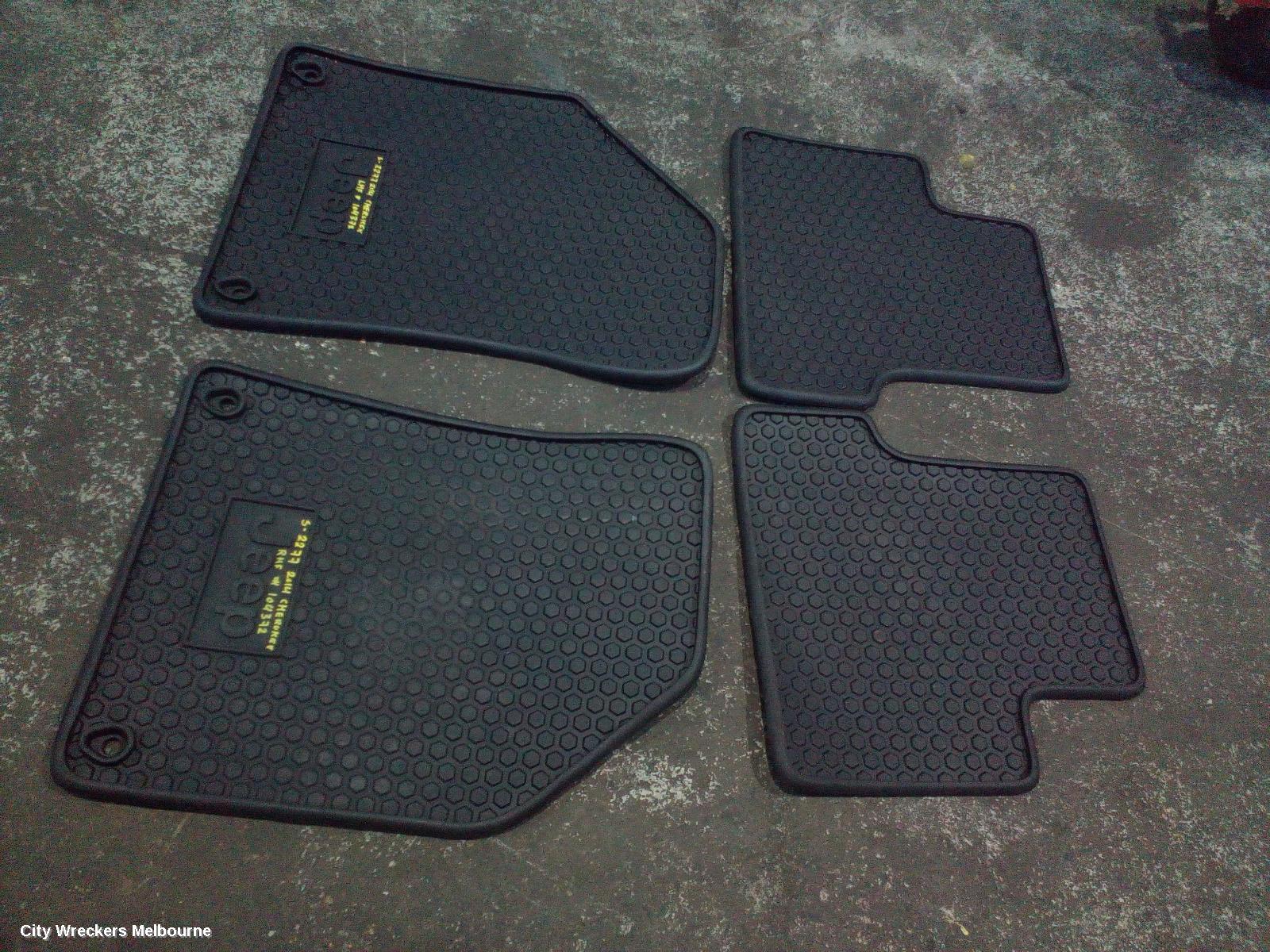 JEEP CHEROKEE FLOOR MATS, KL, 06/2014 - 11/2022