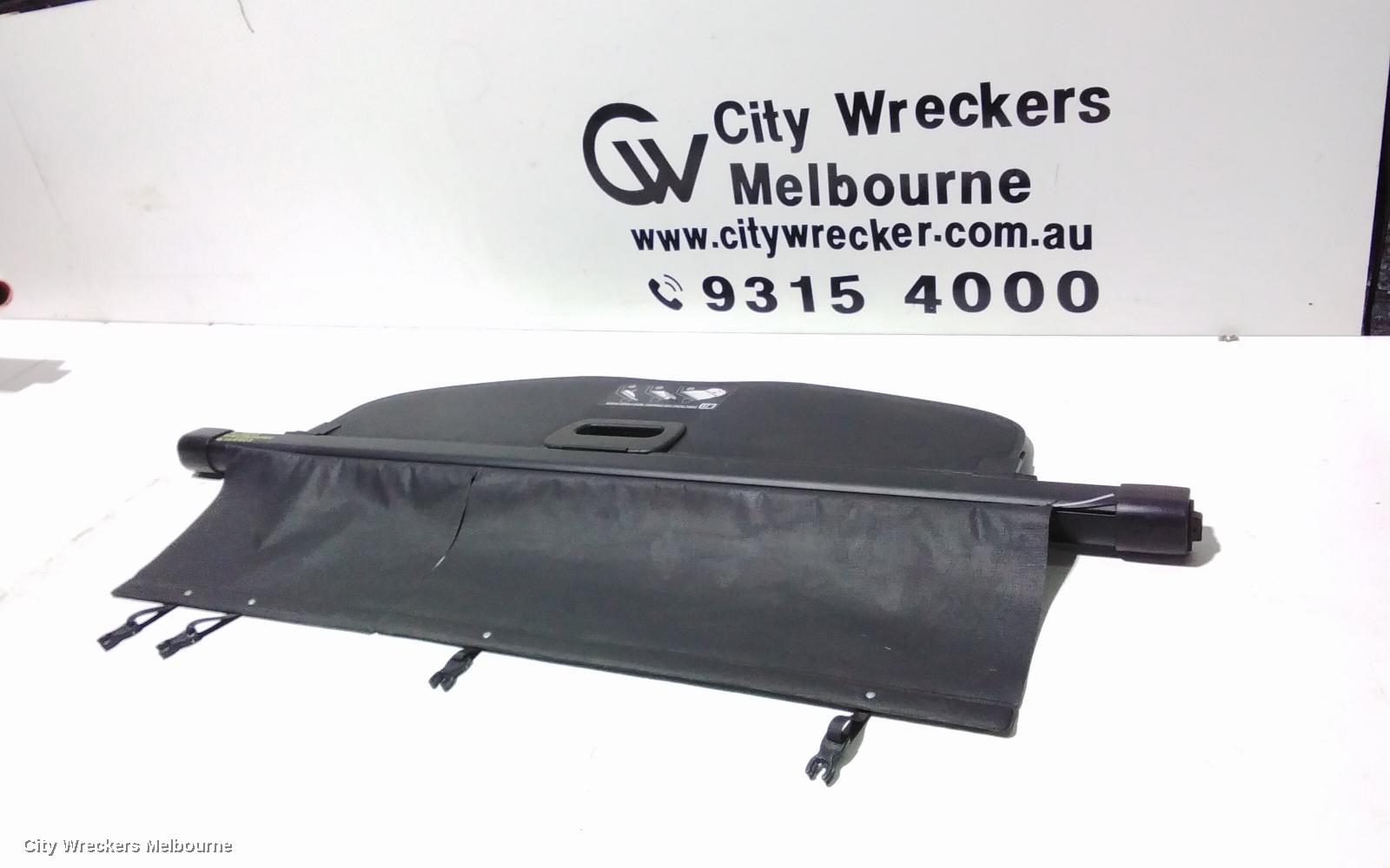 JEEP CHEROKEE PARCEL SHELF CARGO BLIND, CARGO BLIND, KL, 02/2014 - 11/2022