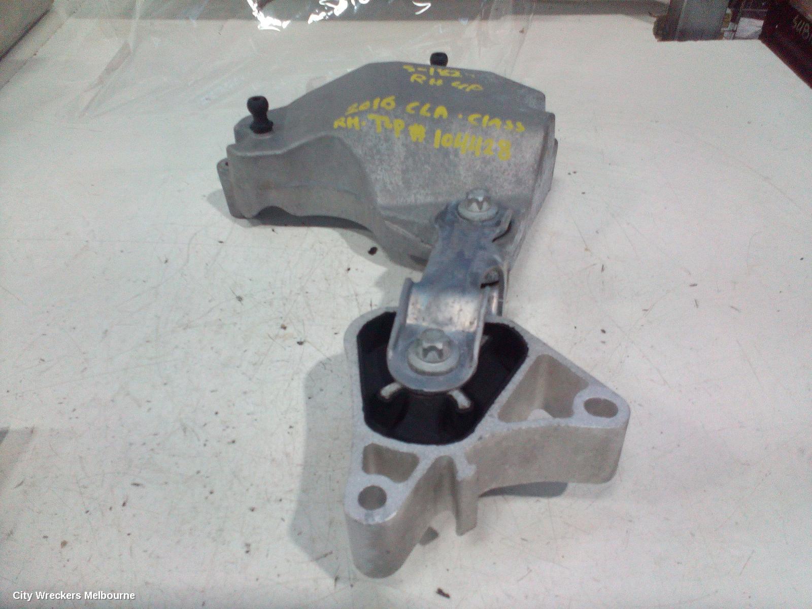 MERCEDES CLA CLASS MOUNT, ENGINE MOUNT, PETROL, 1.6, TURBO, C117/X117, CLA200, 270.910 CODE, 10/2013 - 01/2019
