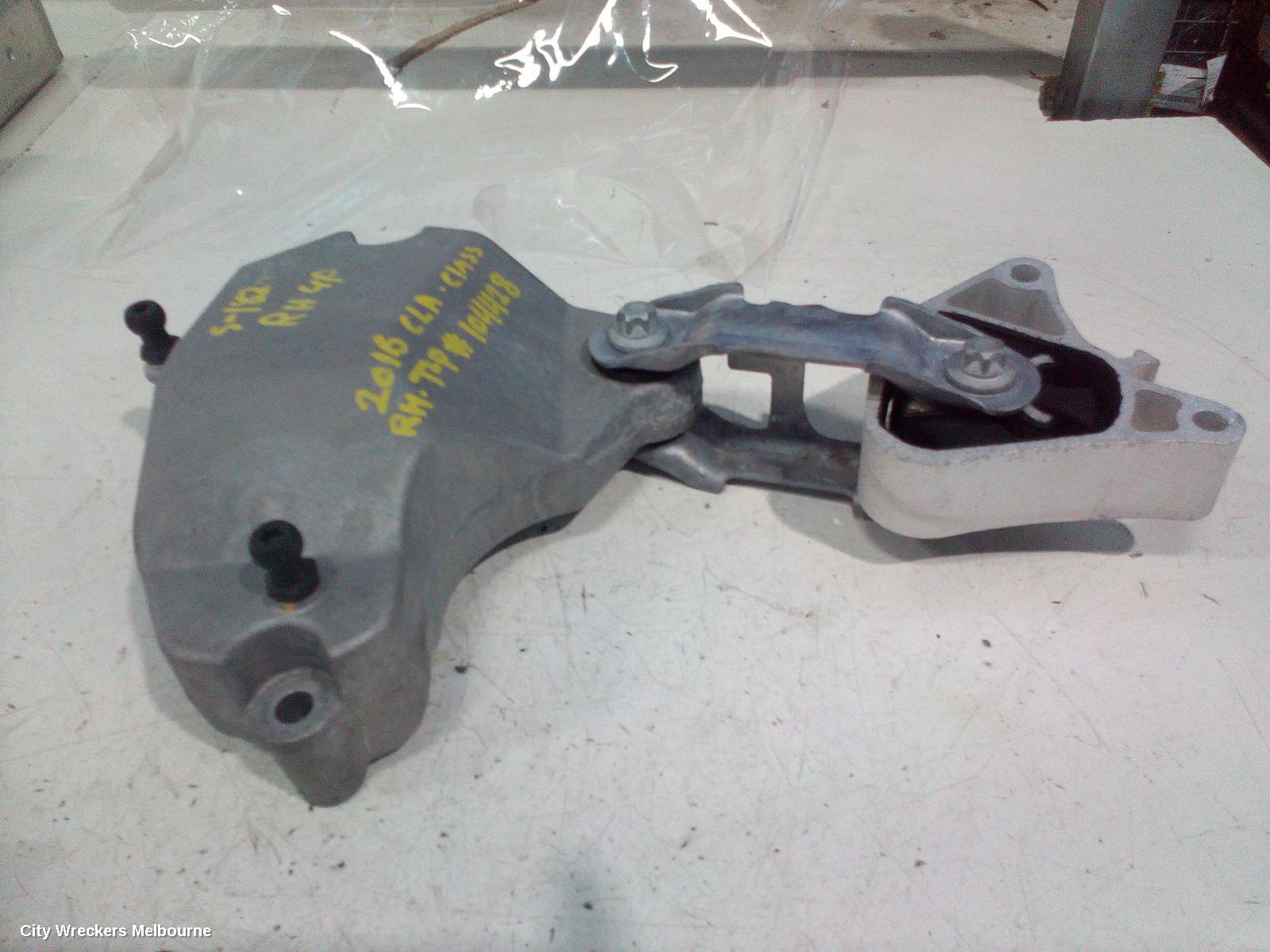 MERCEDES CLA CLASS MOUNT, ENGINE MOUNT, PETROL, 1.6, TURBO, C117/X117, CLA200, 270.910 CODE, 10/2013 - 01/2019