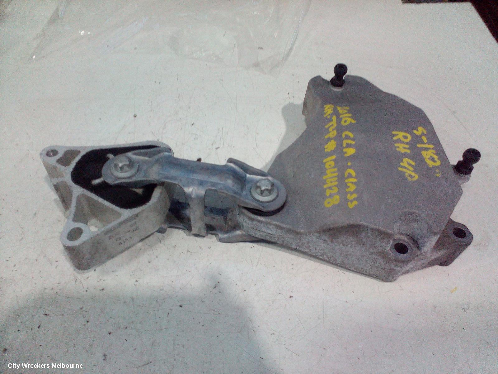 MERCEDES CLA CLASS MOUNT, ENGINE MOUNT, PETROL, 1.6, TURBO, C117/X117, CLA200, 270.910 CODE, 10/2013 - 01/2019