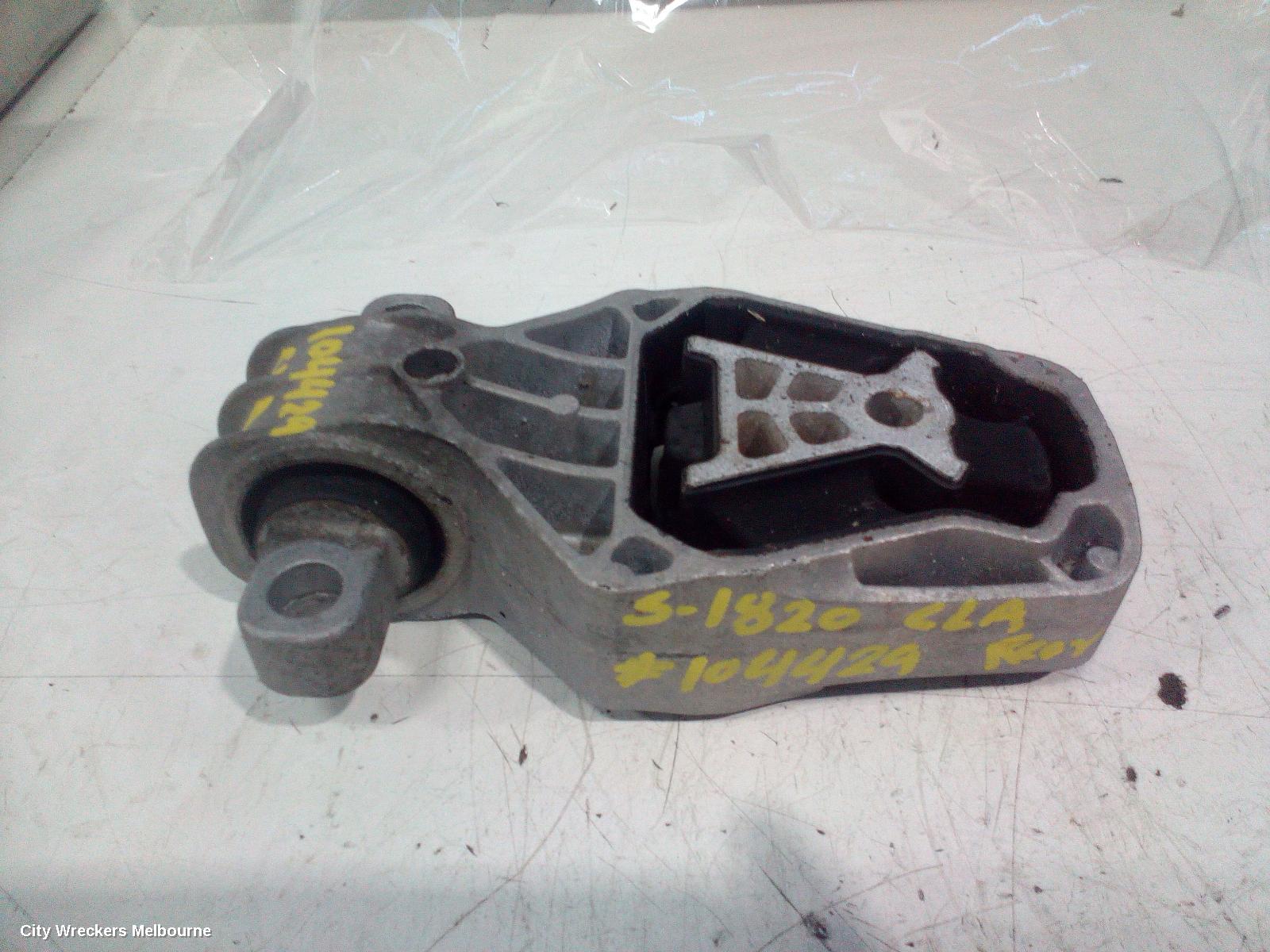 MERCEDES CLA CLASS MOUNT, TRANSMISSION MOUNT, PETROL, 1.6, TURBO, C117/X117, CLA200, 270.910 CODE, 10/2013 - 01/2019