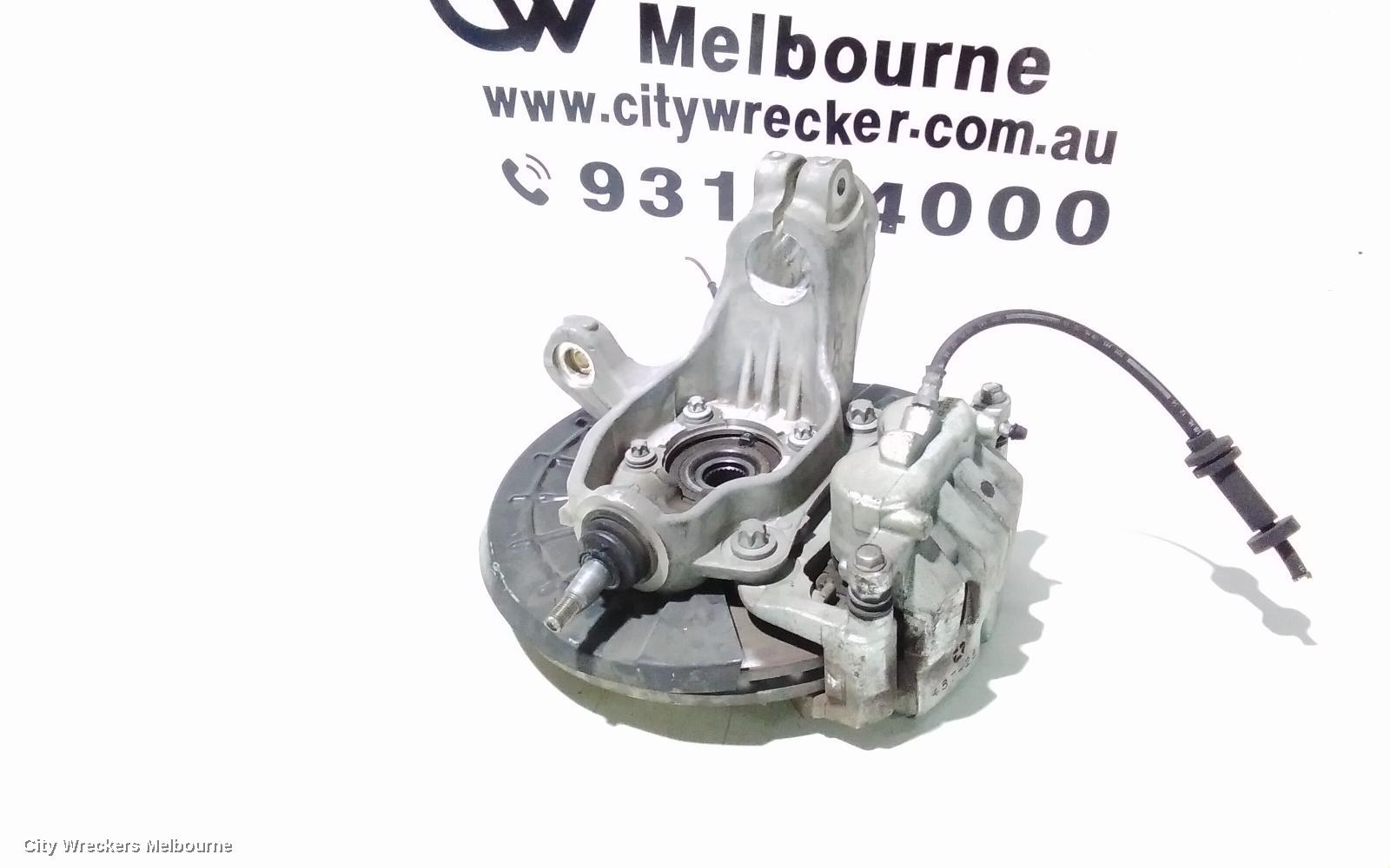 JEEP CHEROKEE LEFT FRONT HUB ASSEMBLY, KL, STANDARD TYPE, 4WD, 02/2014 - 03/2018