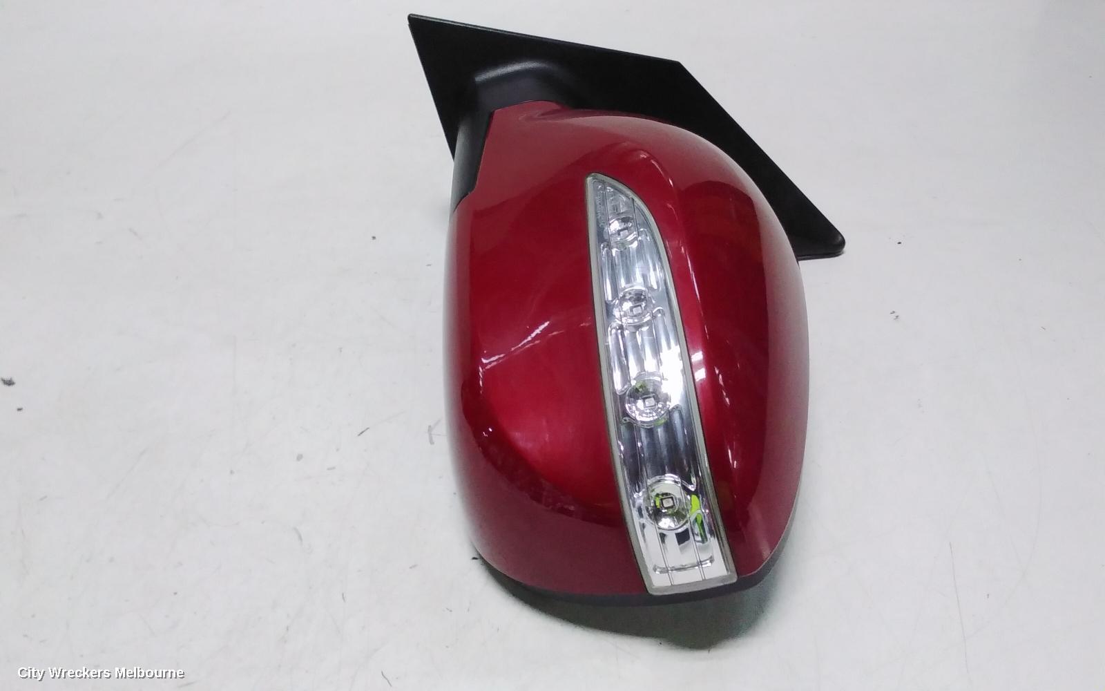 HYUNDAI IX35 LEFT DOOR MIRROR, LM SERIES, MANUAL FOLD (6 PIN), 11/2009 - 01/2016
