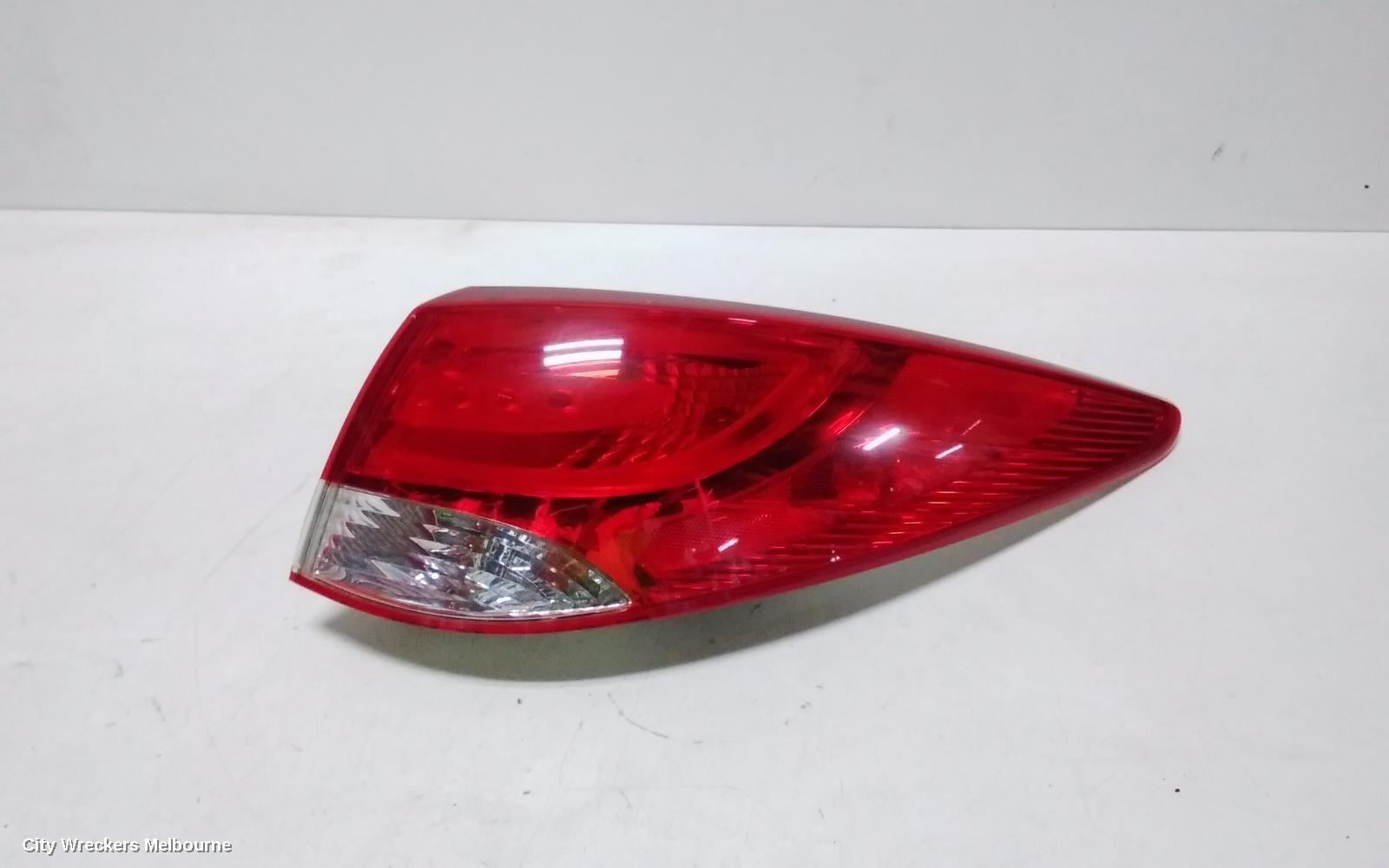 HYUNDAI IX35 RIGHT TAILLIGHT, LM SERIES (VIN KMHJ), IN BODY, 11/2009 - 01/2016