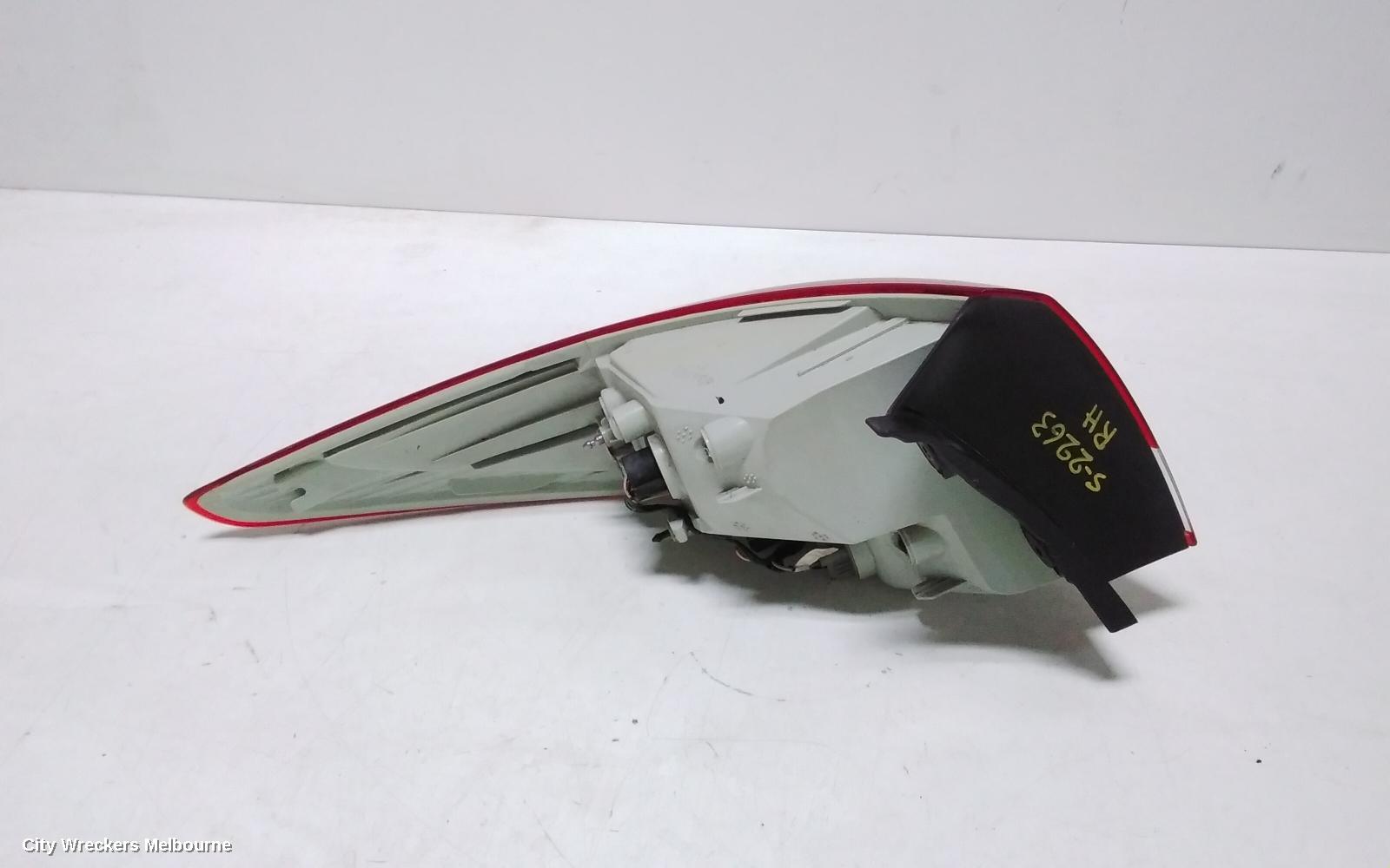 HYUNDAI IX35 RIGHT TAILLIGHT, LM SERIES (VIN KMHJ), IN BODY, 11/2009 - 01/2016